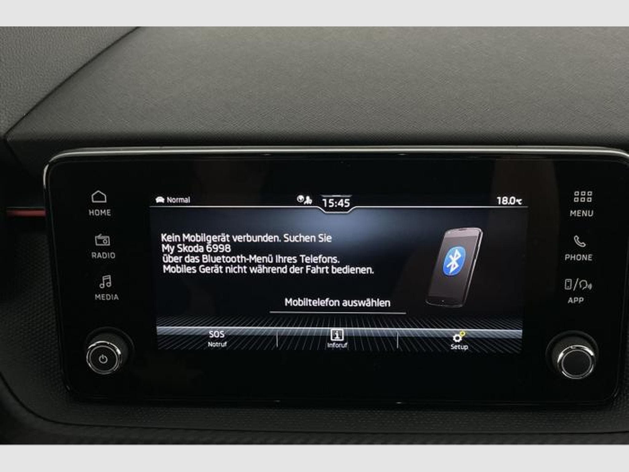 Skoda Kamiq 1.0 TSI Monte (2024) - Photo 24