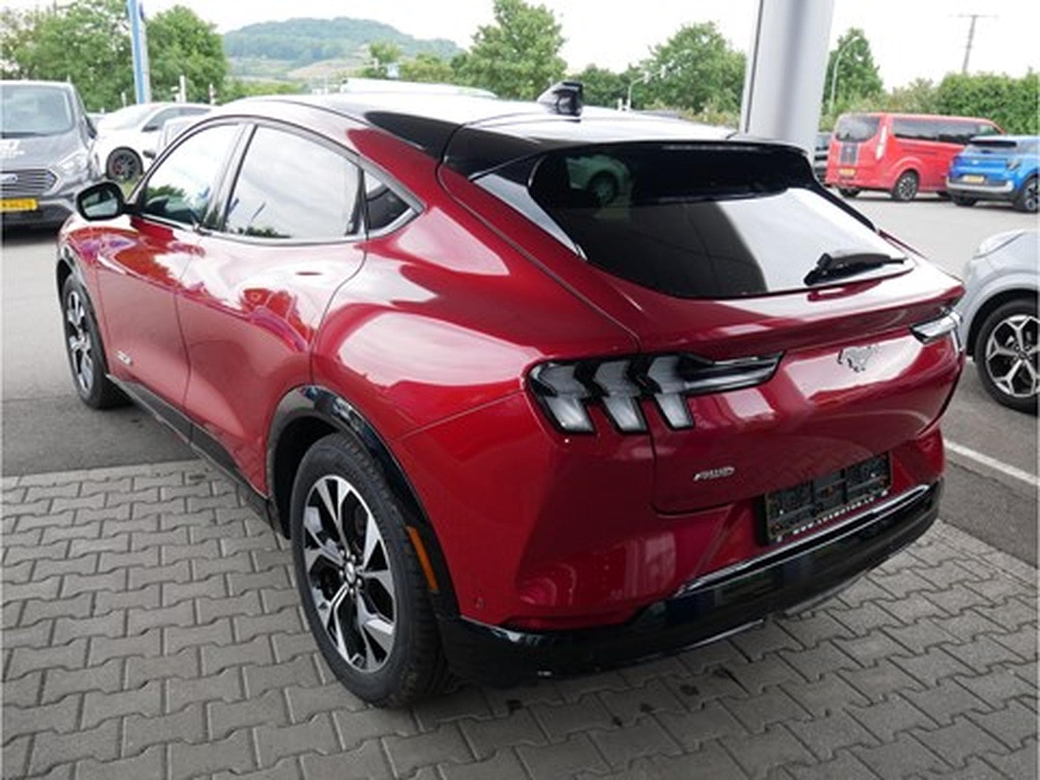 Ford Mustang Mach-E Premium AWD 99kWh Extended Range 351ch/258kW - A1 (2025) - Foto 3