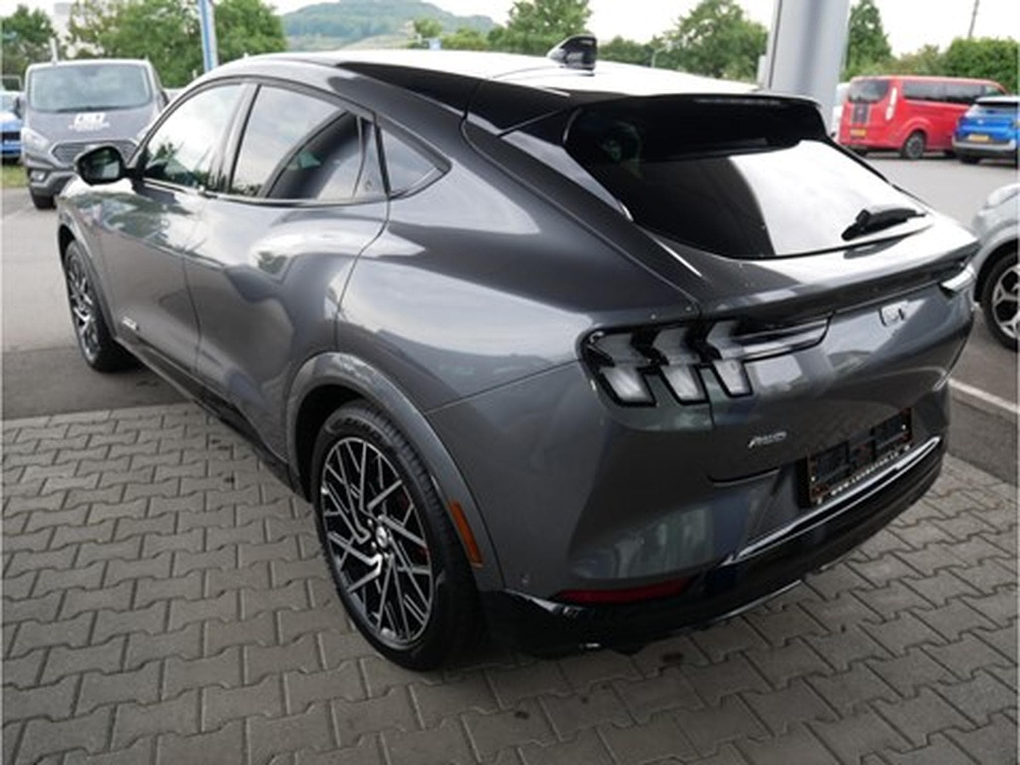 Ford Mustang Mach-E GT 99kWh Extended Range 487ch/258kW  AWD- A1 (2025) - Foto 3