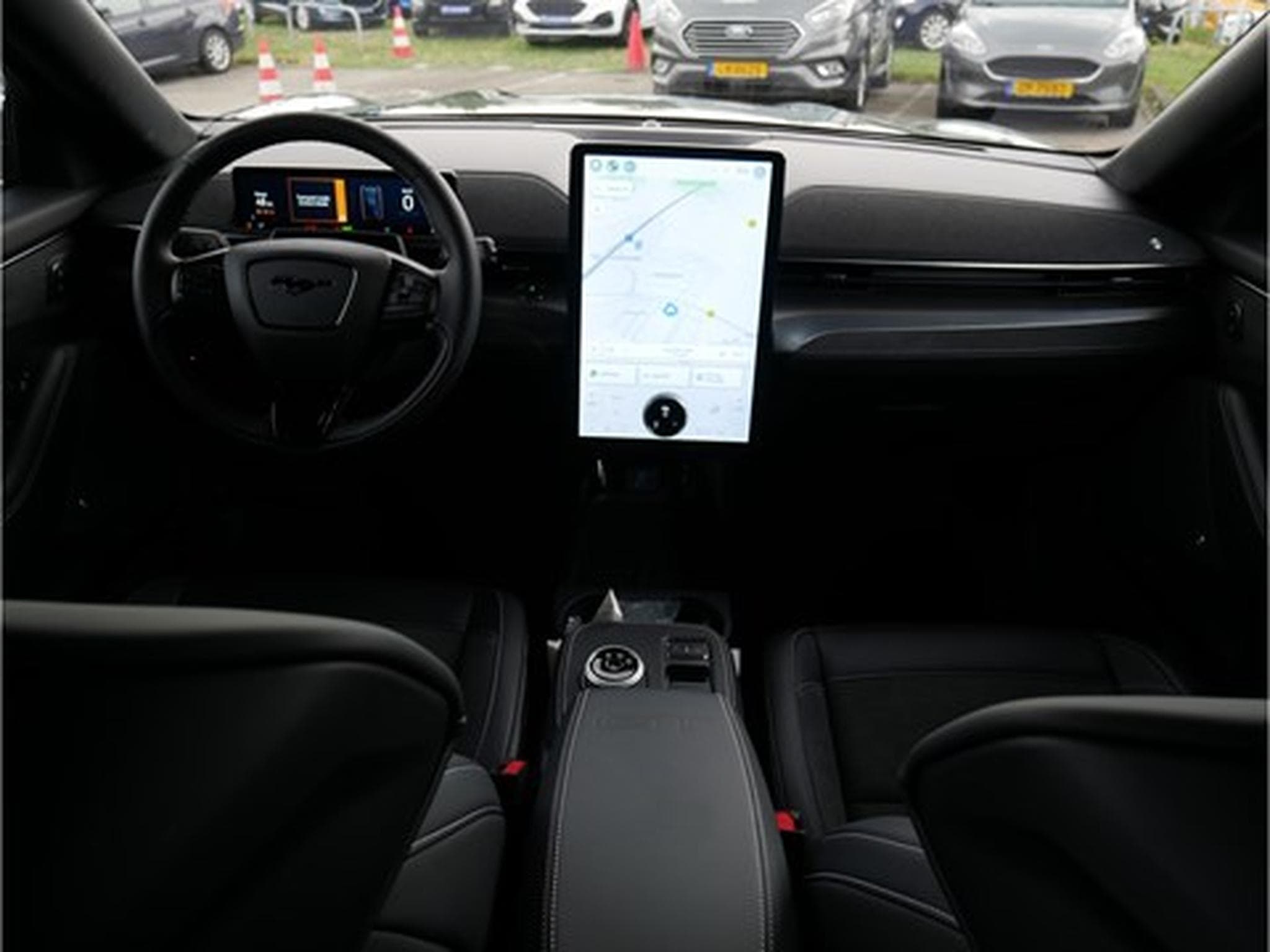 Ford Mustang Mach-E GT 99kWh Extended Range 487ch/258kW  AWD- A1 (2025) - Foto 4