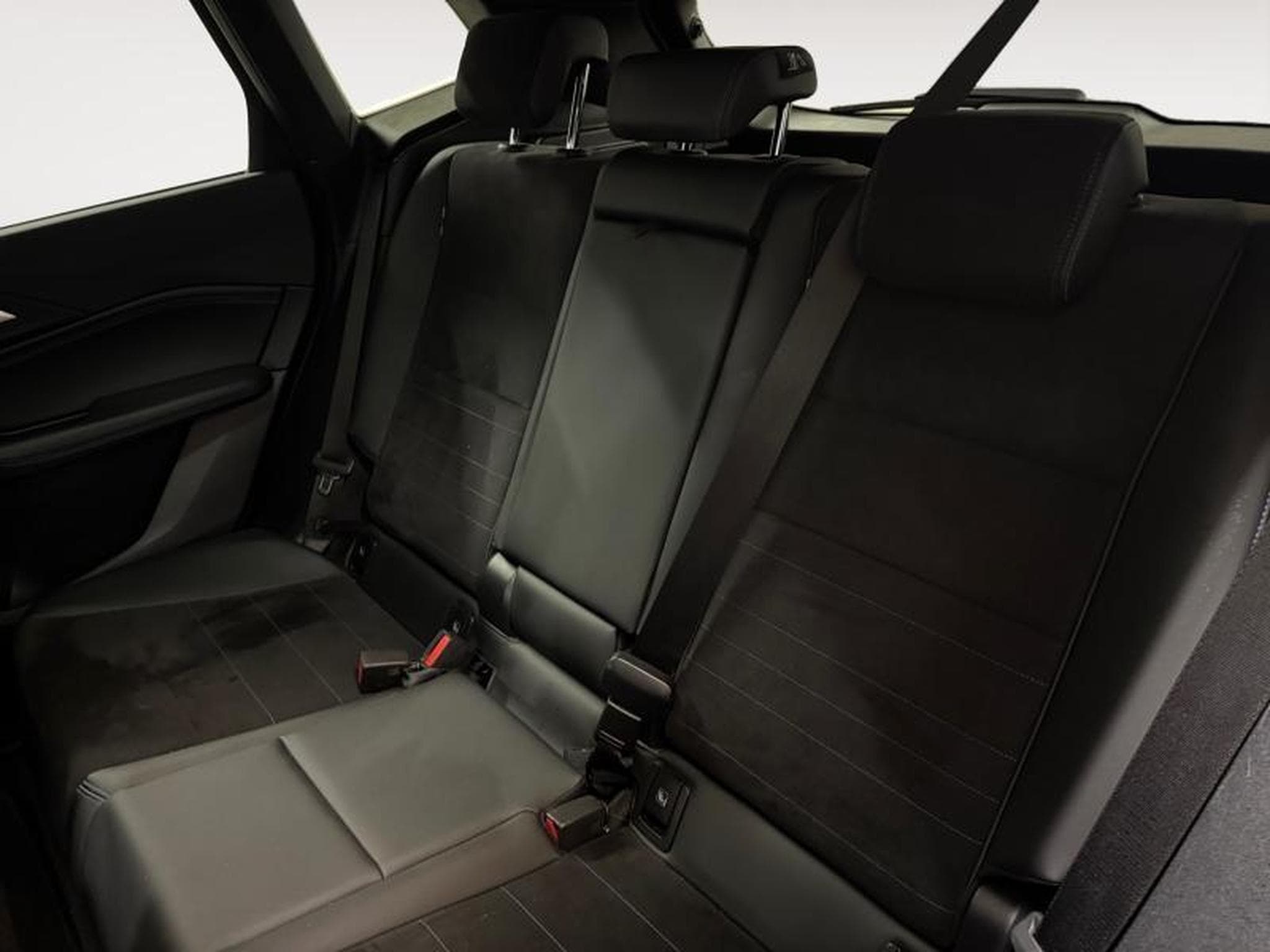 BMW 230 xDrive Active Tourer (2024) - Photo 10