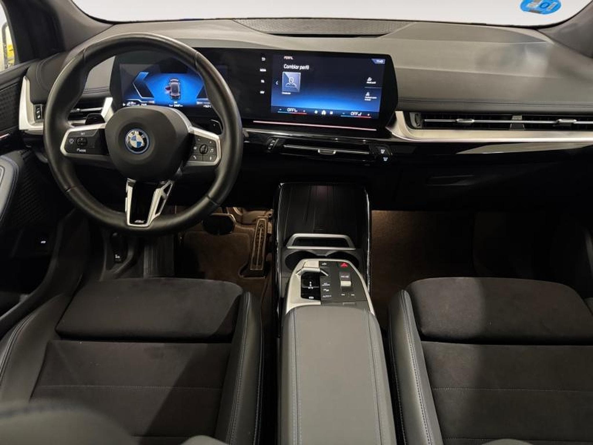 BMW 230 xDrive Active Tourer (2024) - Photo 6