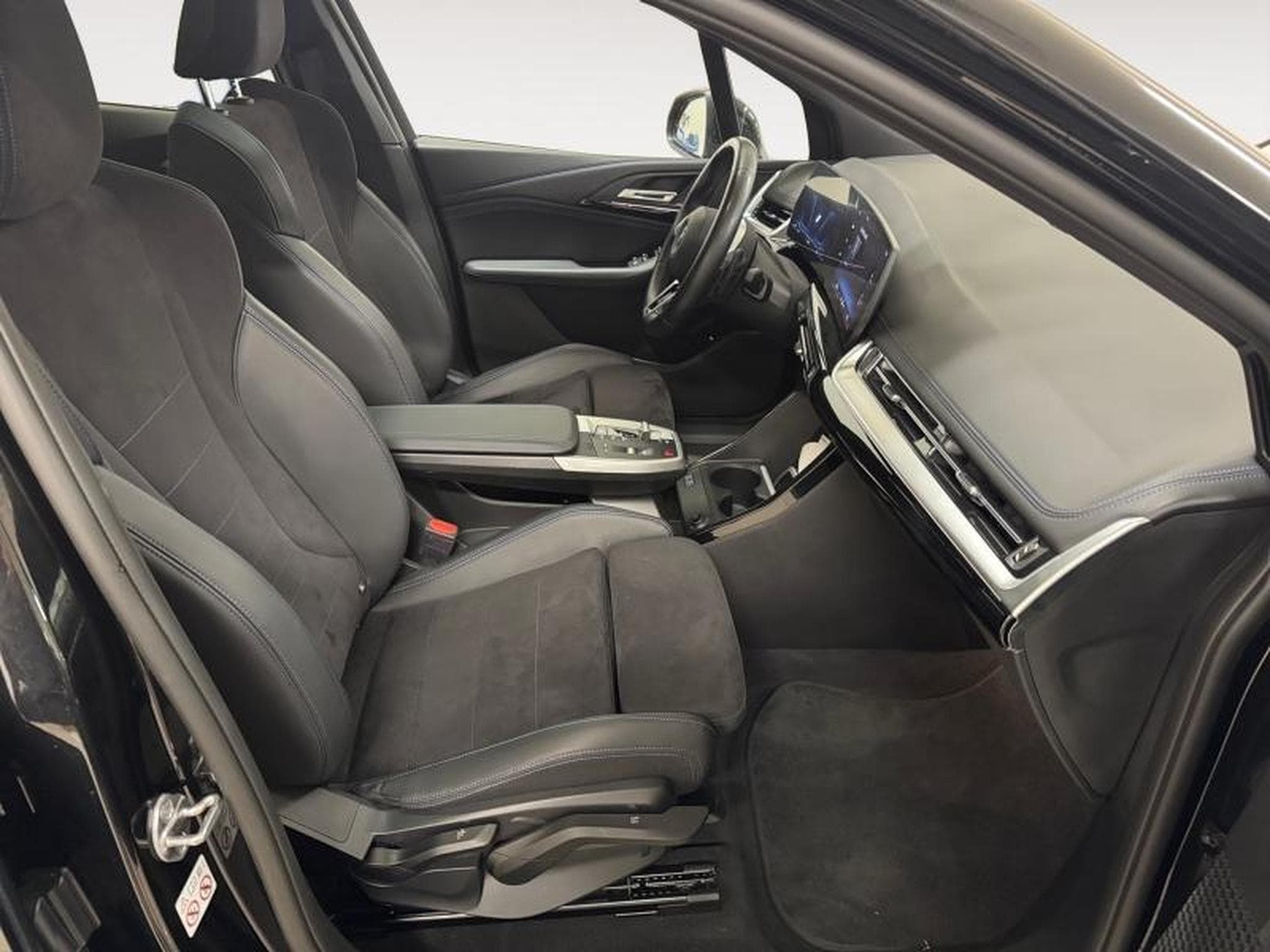 BMW 230 xDrive Active Tourer (2024) - Photo 7