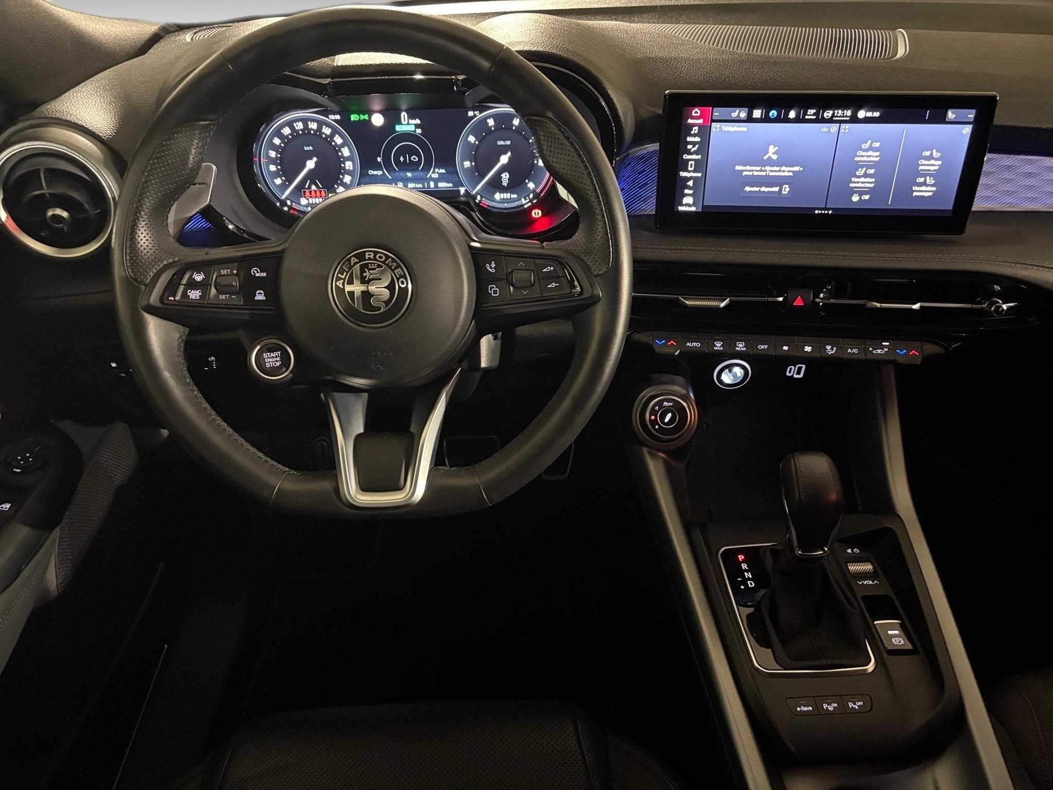 Alfa-Romeo Tonale 1.3 Veloce (2023) - Photo 8