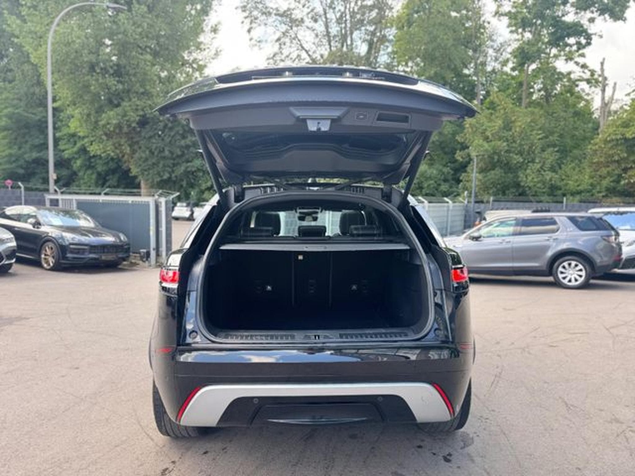 Land-Rover Range Rover Velar RANGE ROVER VELAR S *I.HAND*PANORAMA*MERIDAN* (2020) - Foto 8