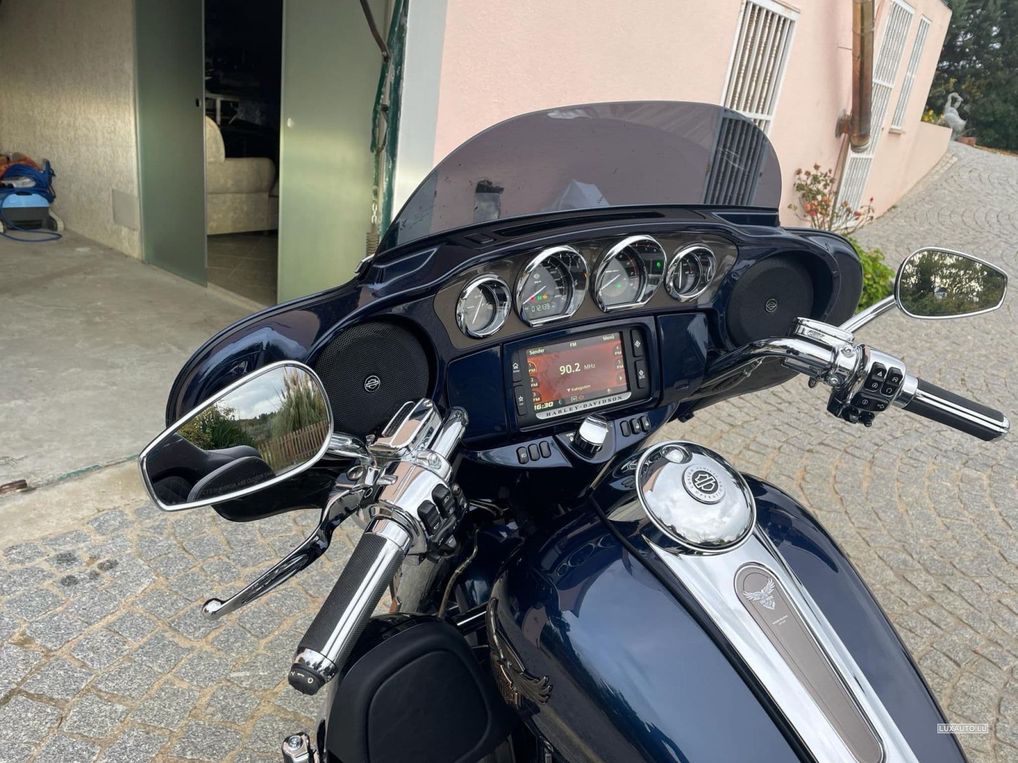 Harley-Davidson FLH Moto semi nova de garagem, com muito pouco uso, com apenas 1 (2018) - Foto 4