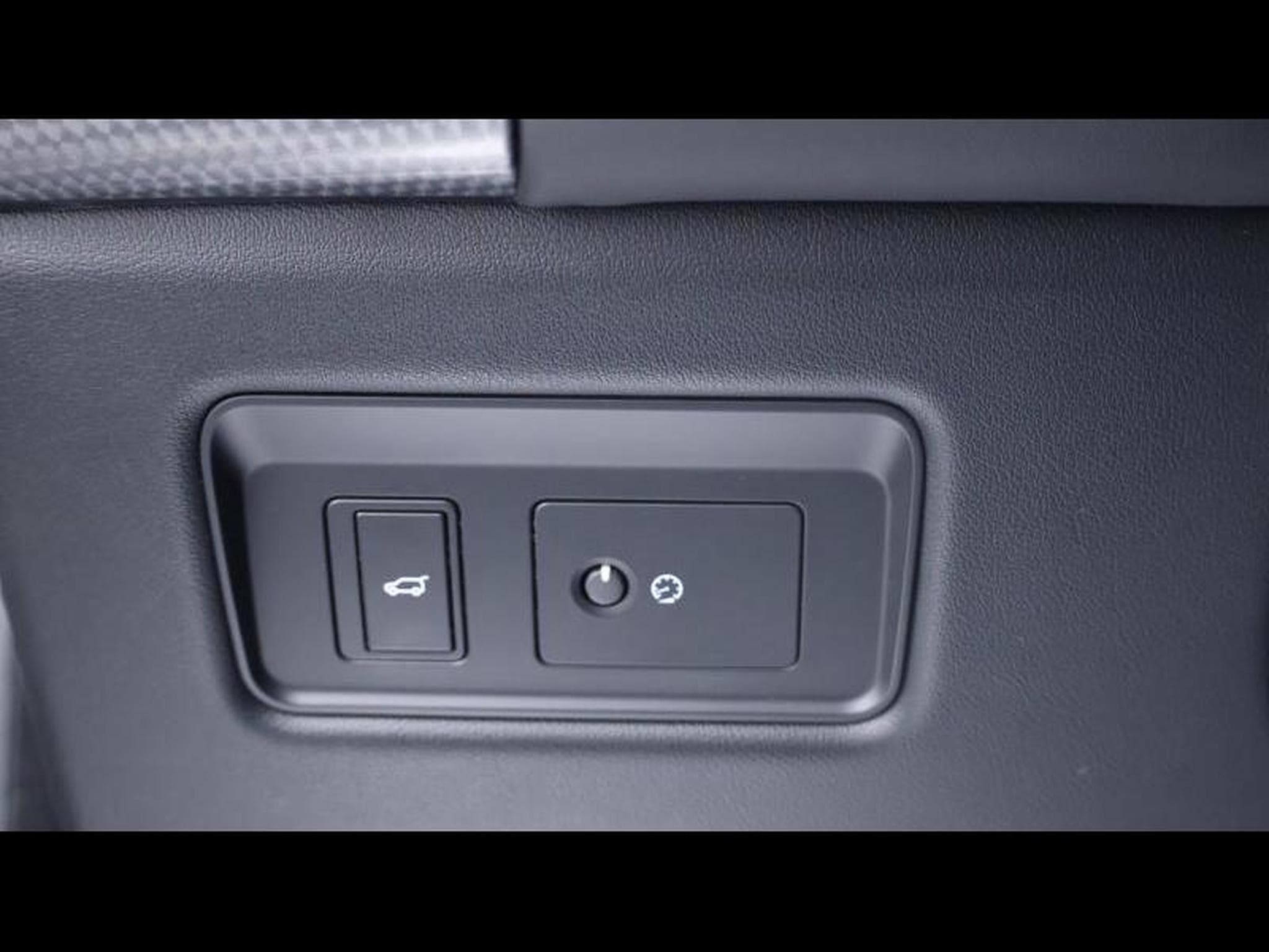 Land-Rover Range Rover Sport 3.0 SDV6 306 Auto (2021) - Photo 24