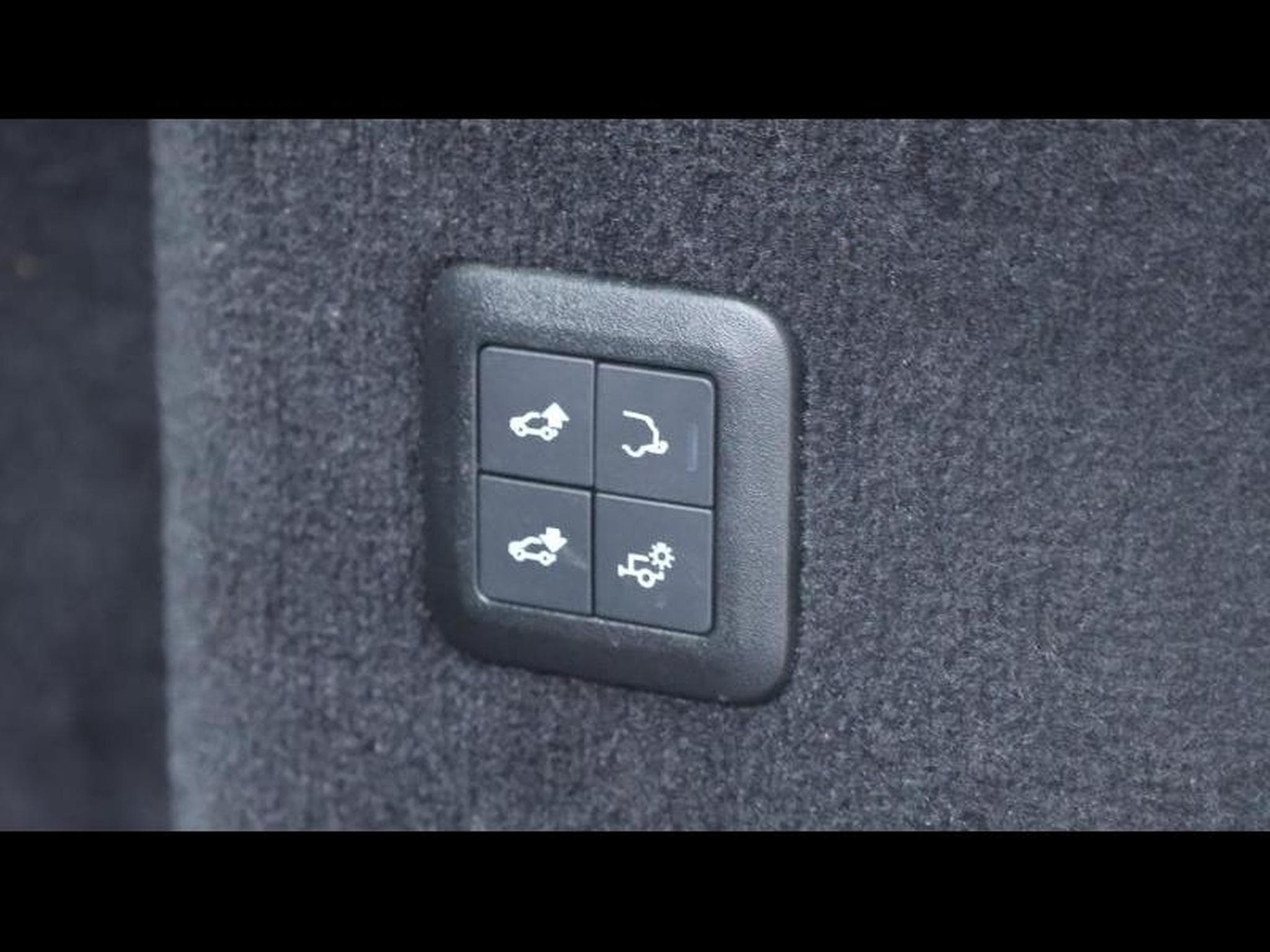 Land-Rover Range Rover Sport 3.0 SDV6 306 Auto (2021) - Photo 25