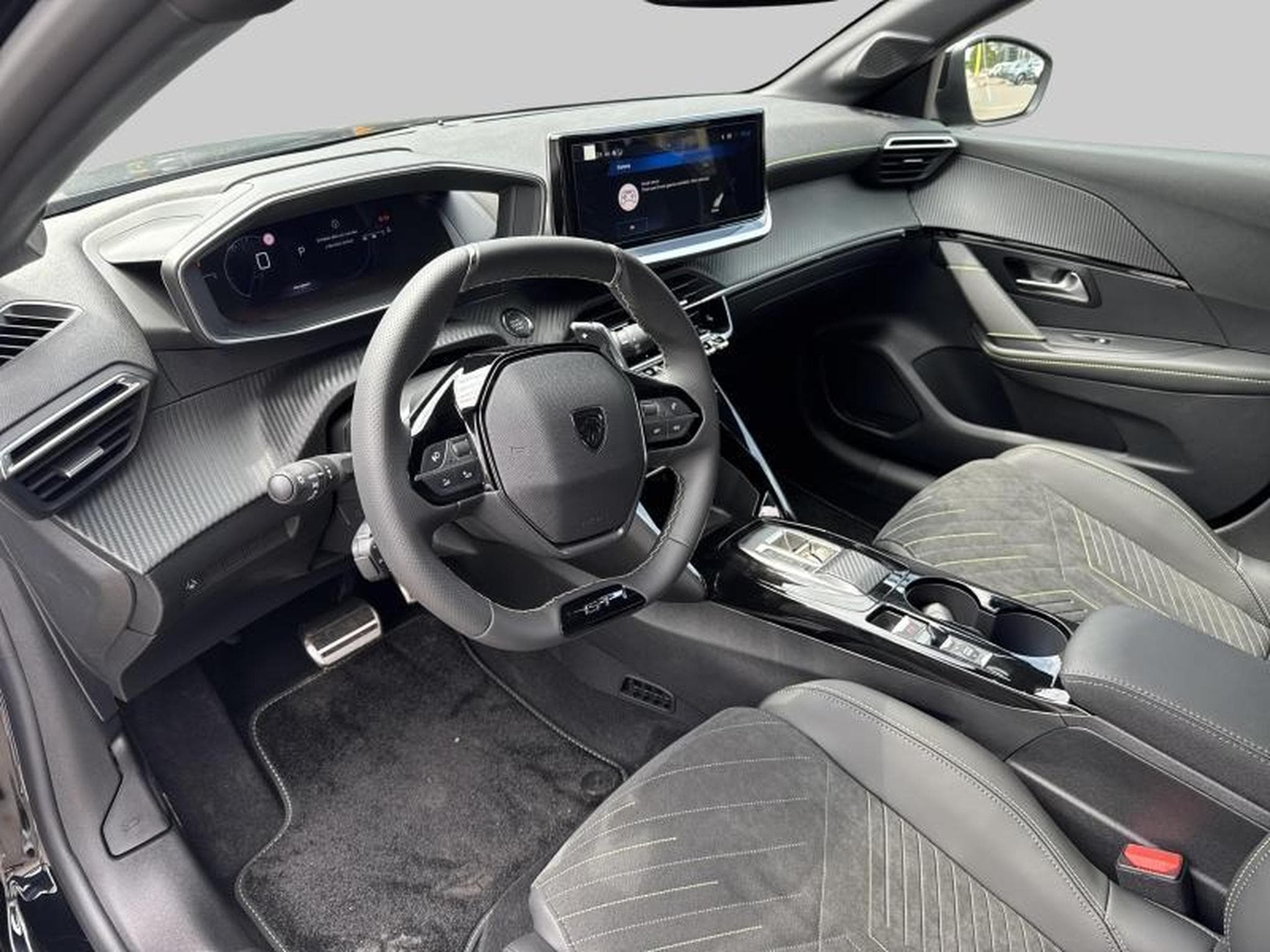 Peugeot 208 II & e- GT Line (2024) - Photo 11