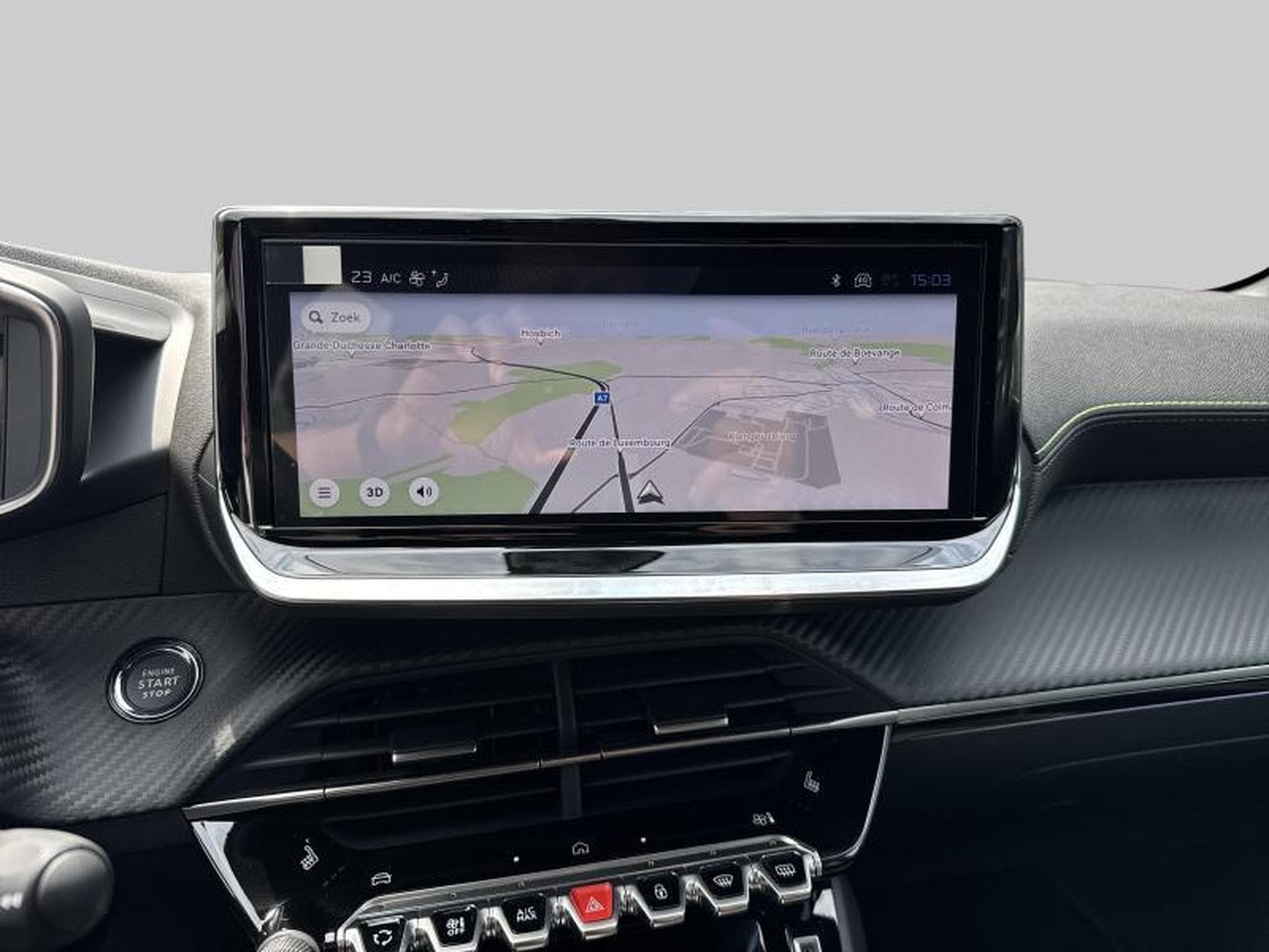 Peugeot 208 II & e- GT Line (2024) - Photo 18