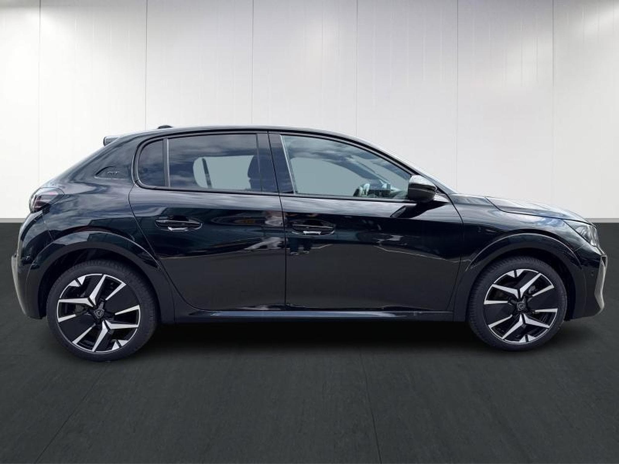 Peugeot 208 II & e- GT Line (2024) - Photo 8