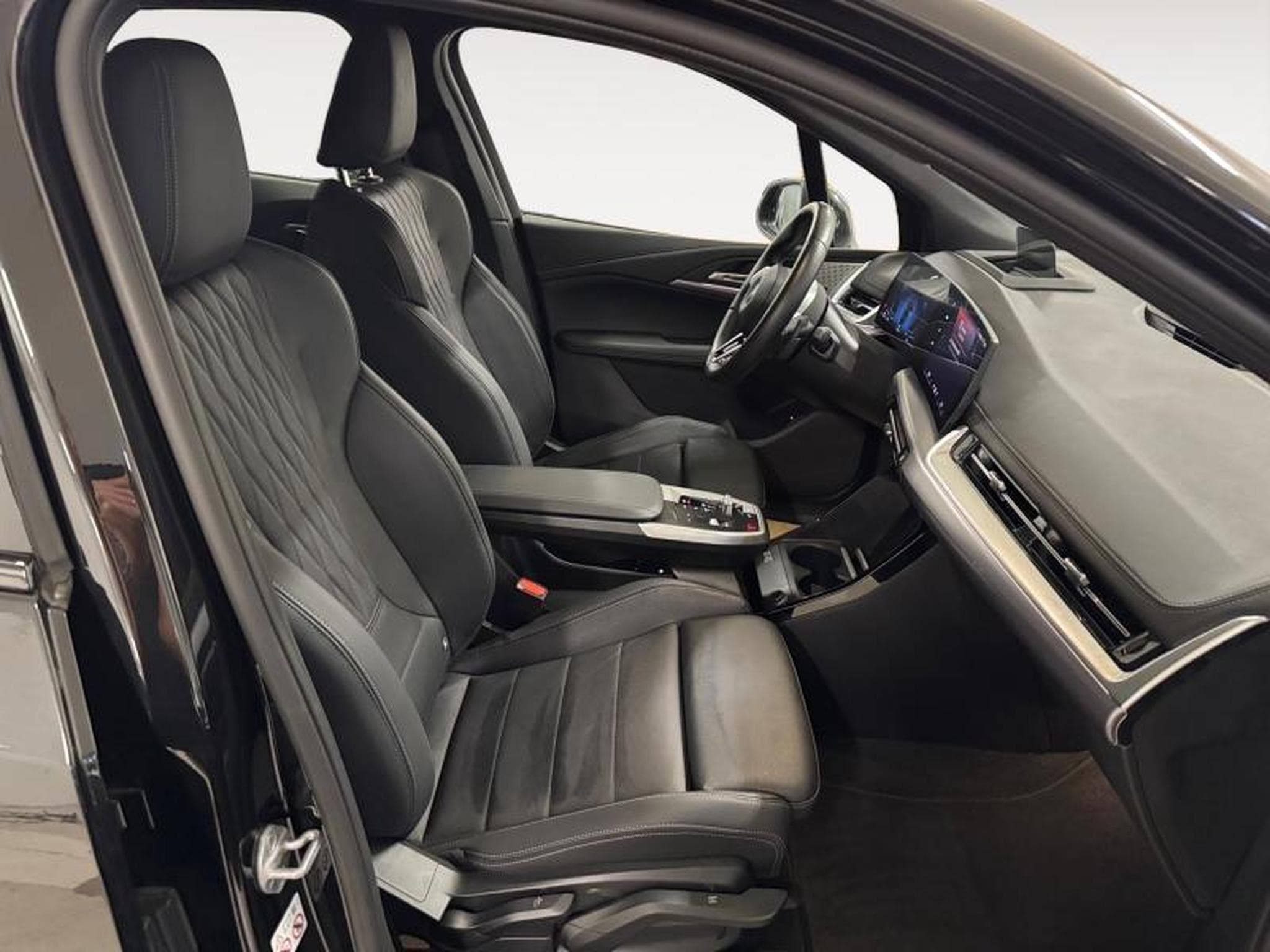 BMW 218 Active Tourer (2024) - Foto 7