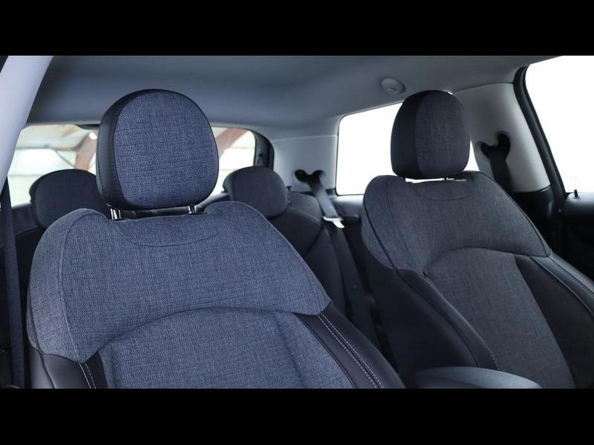 MINI Cooper Experience 2.0 178 Steptronic (2023) - Foto 12