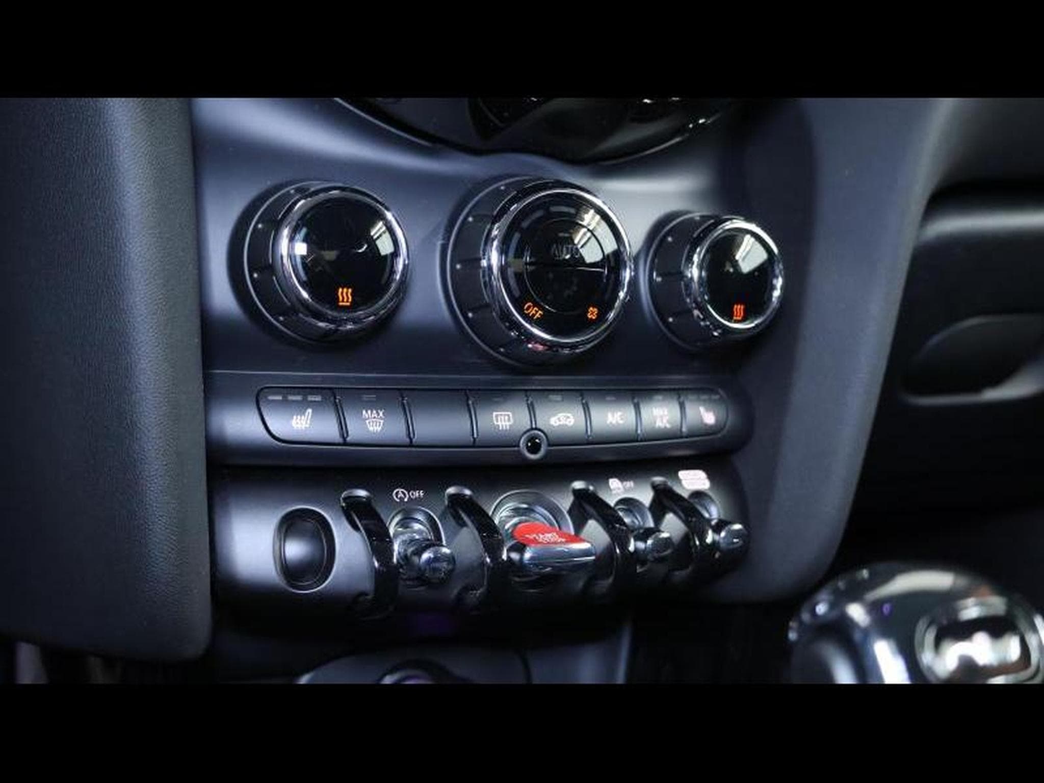 MINI Cooper Experience 2.0 178 Steptronic (2023) - Foto 17