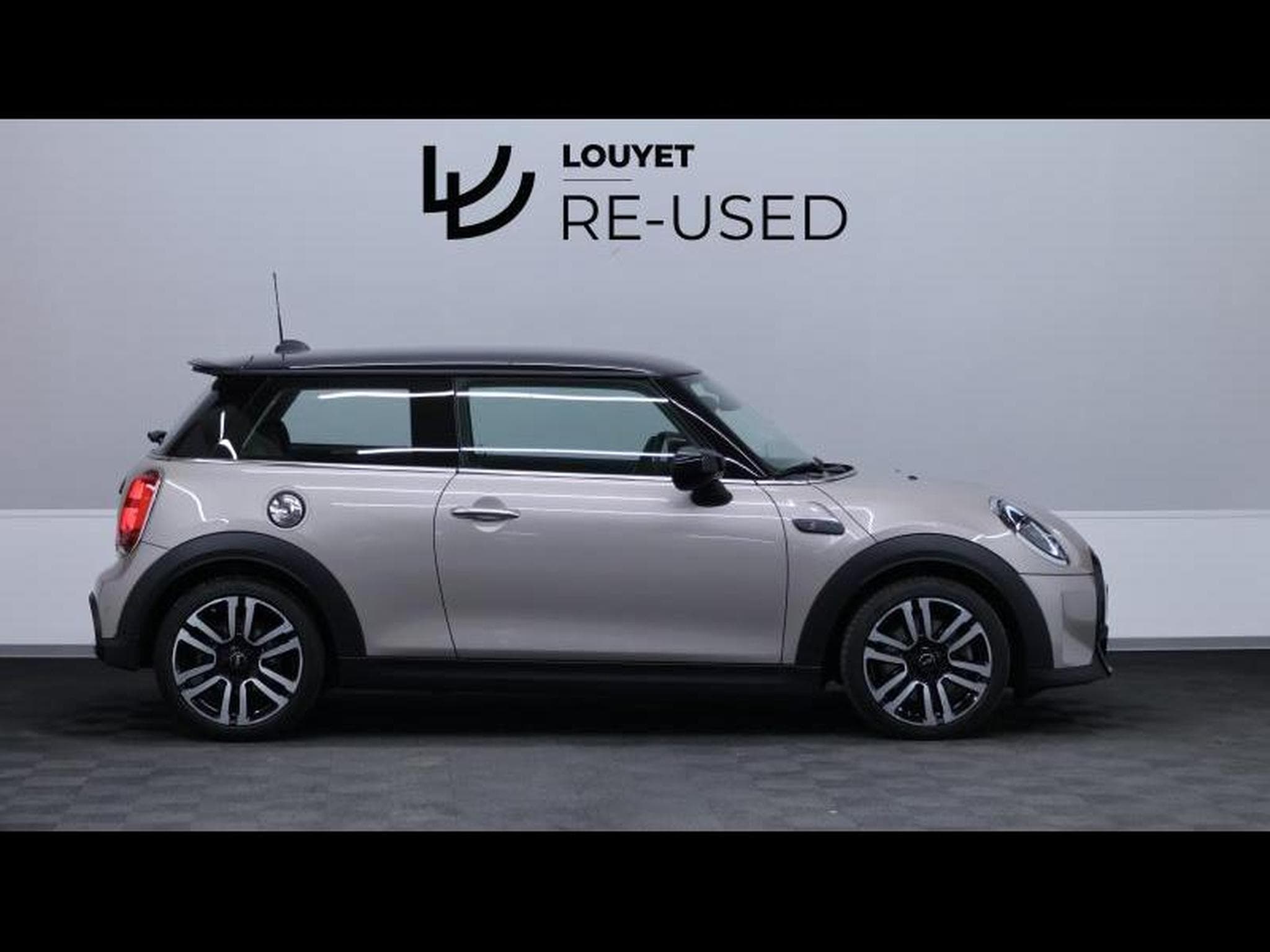 MINI Cooper Experience 2.0 178 Steptronic (2023) - Foto 3