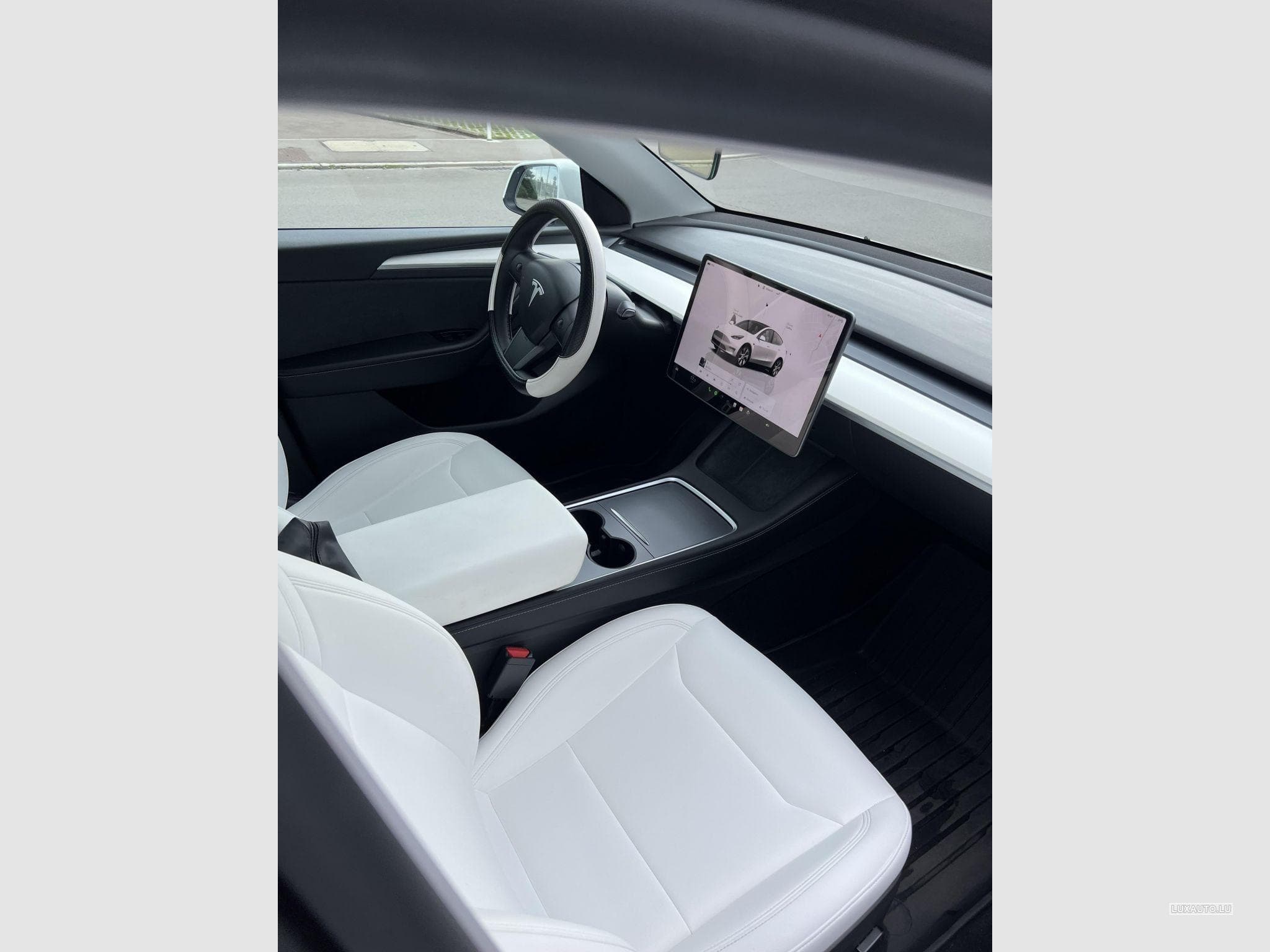 Tesla Model Y Propulsion (2024) - Photo 3