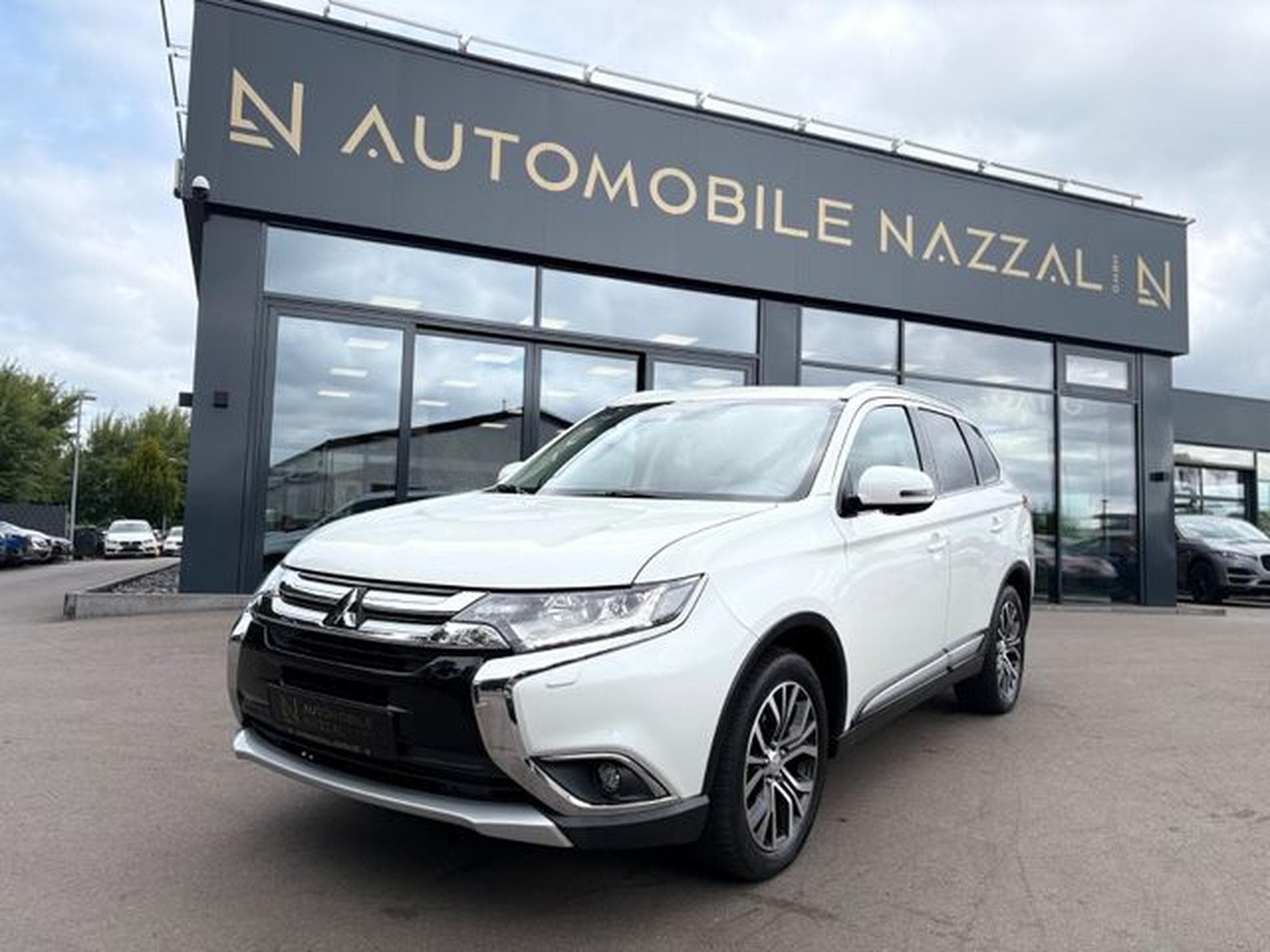 Mitsubishi Outlander OUTLANDER EDITION 7 SITZER* EL.SD*VOLL-LEDER*LED (2018) - Foto 1