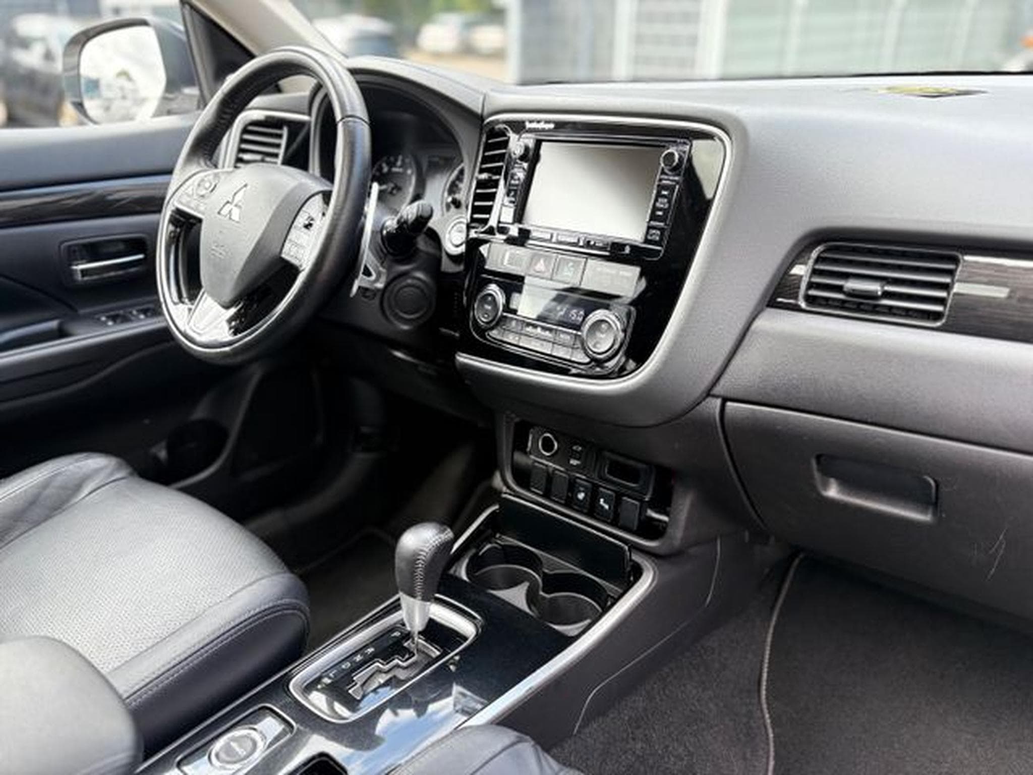 Mitsubishi Outlander OUTLANDER EDITION 7 SITZER* EL.SD*VOLL-LEDER*LED (2018) - Foto 15