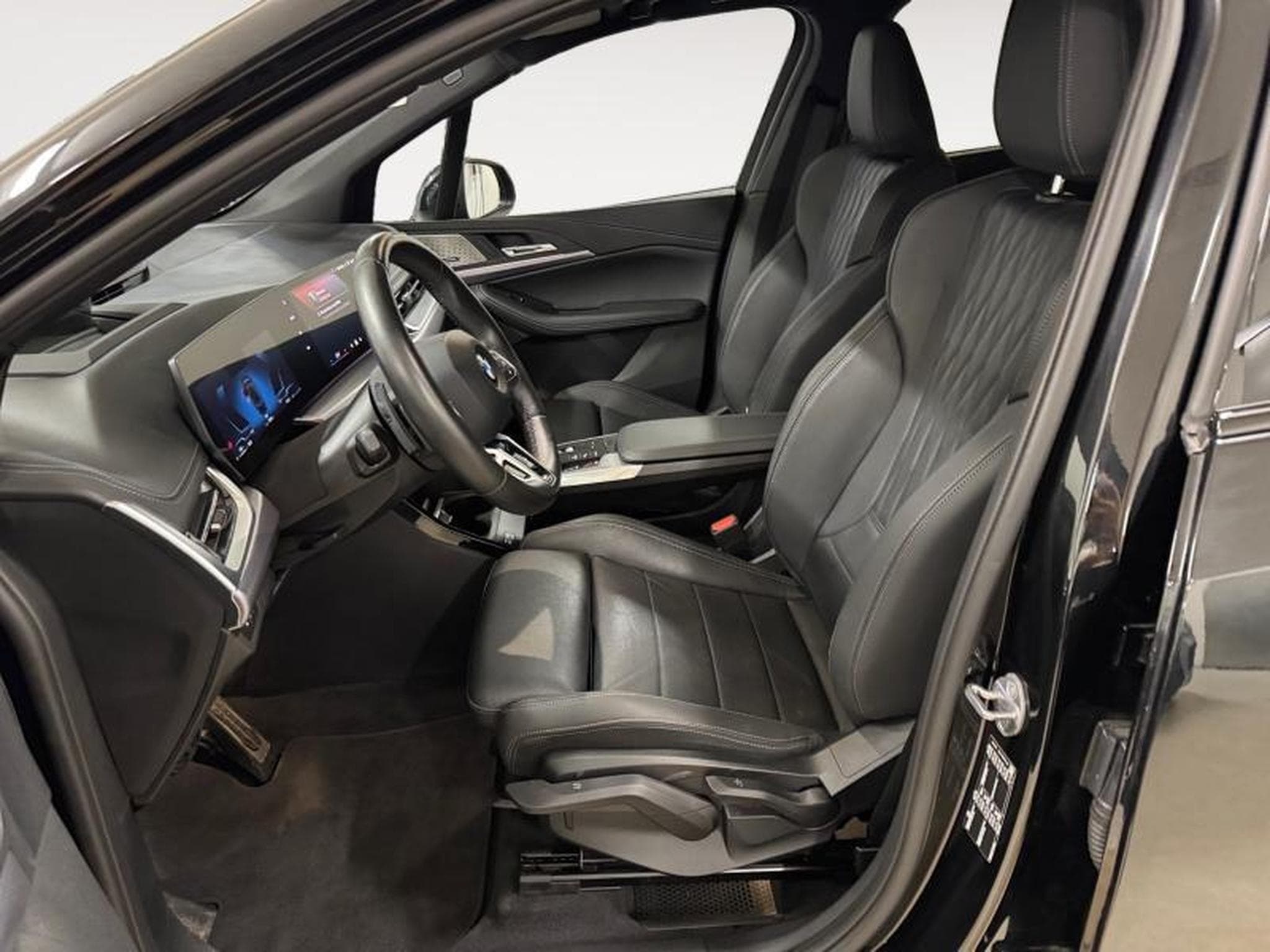 BMW 218 Active Tourer (2024) - Foto 5