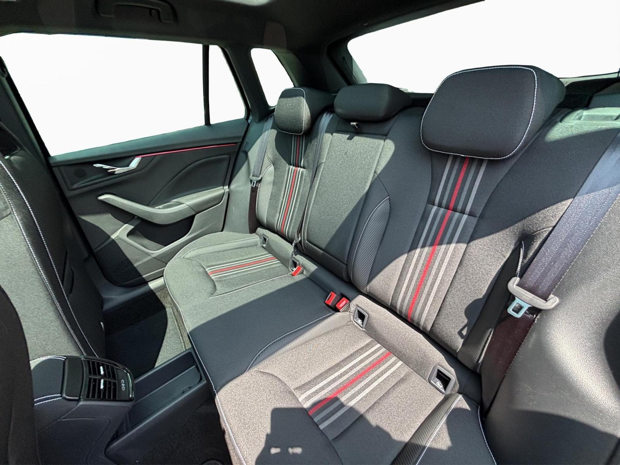 Skoda Kamiq Monte Carlo (2025) - Photo 14