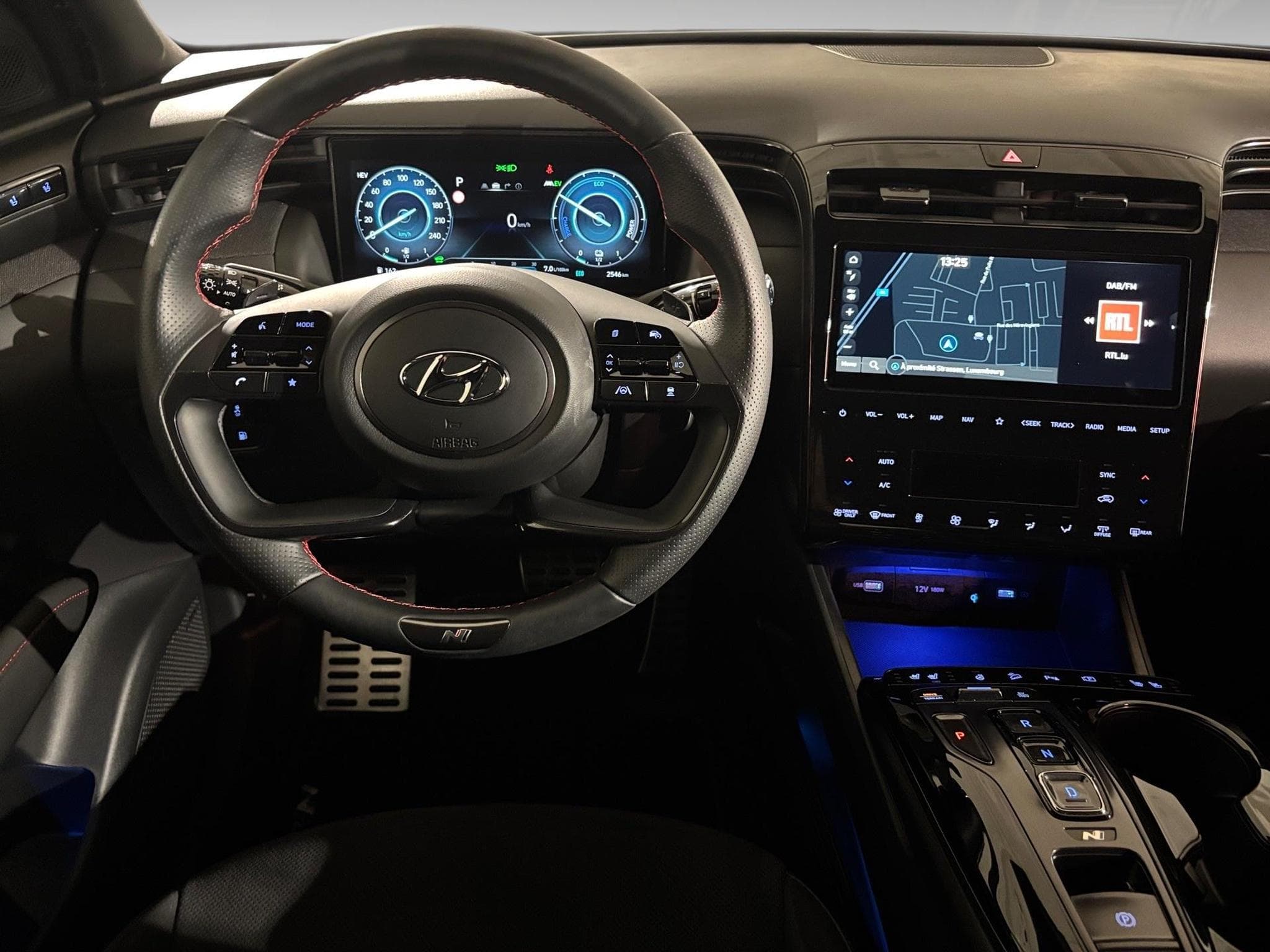 Hyundai Tucson 1.6 N LINE PLUG IN (2025) - Foto 7