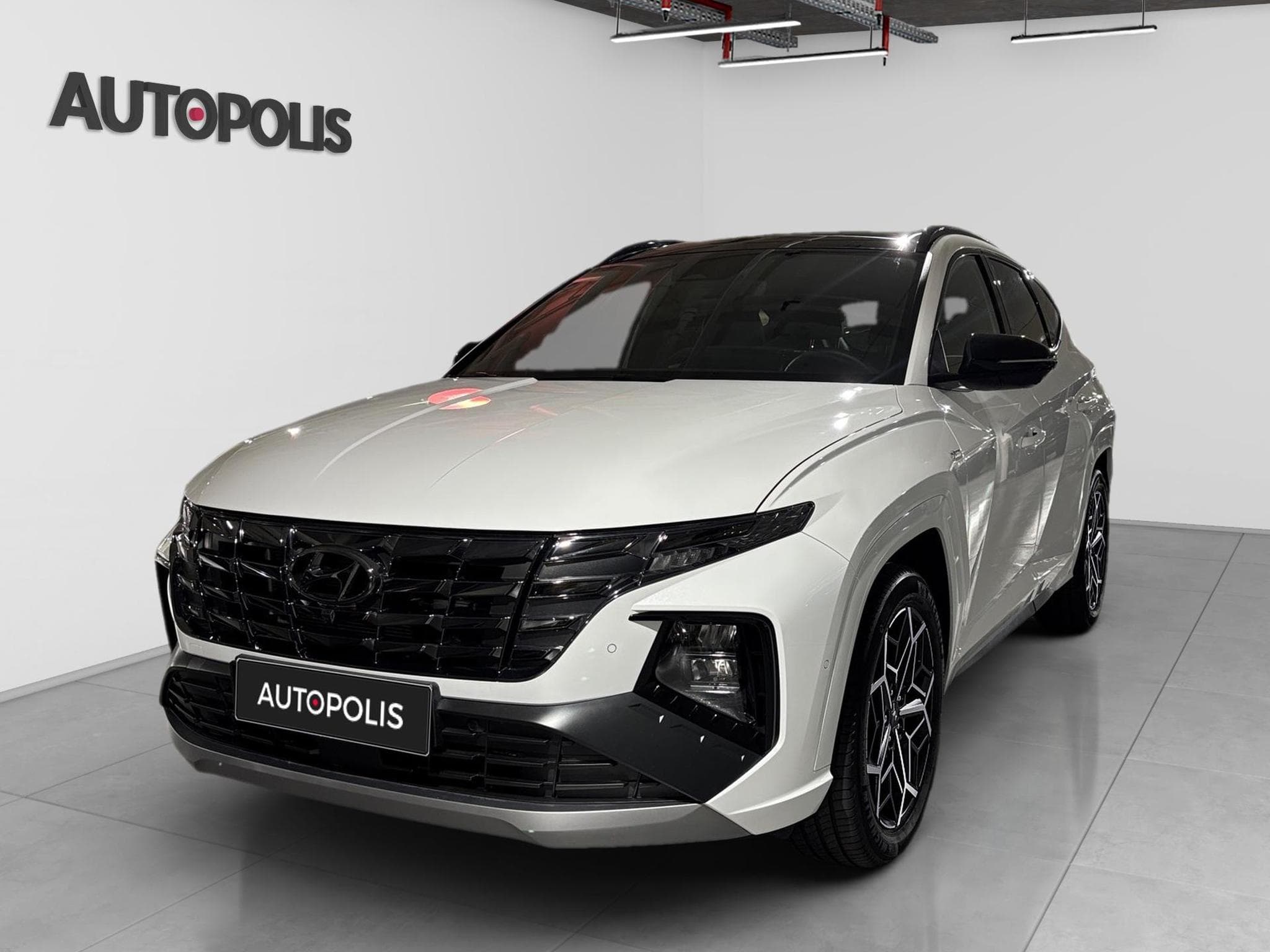 Hyundai Tucson 1.6 N LINE PLUG IN HYBRID (2025) - Photo 18