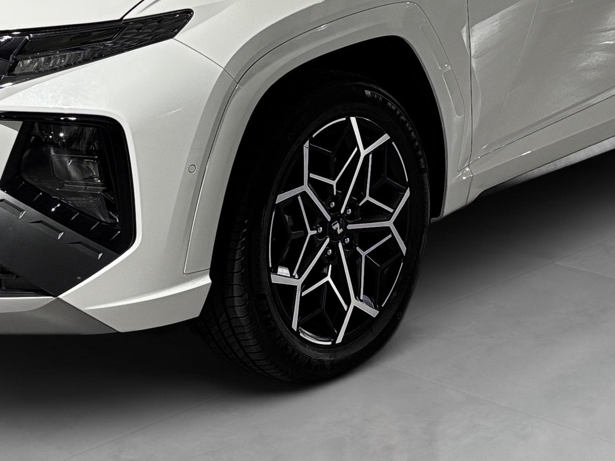 Hyundai Tucson 1.6 N LINE PLUG IN HYBRID (2025) - Photo 21