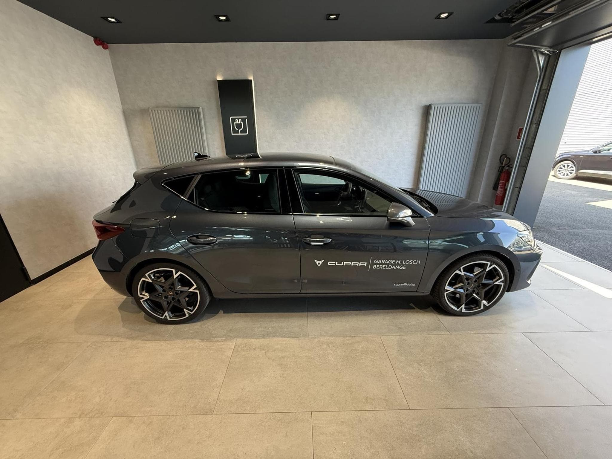 Cupra Leon VZ (2025) - Foto 2