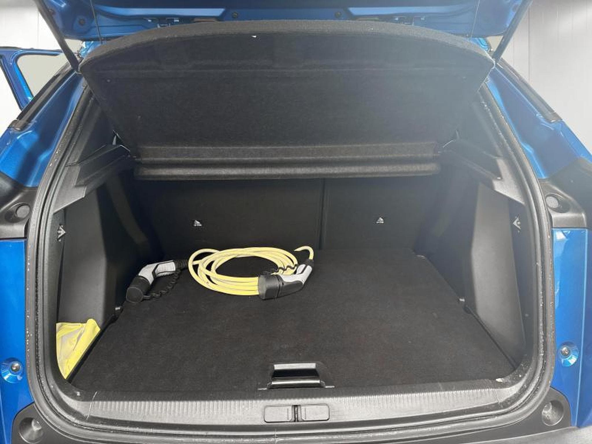 Peugeot 2008 II GT (2021) - Photo 20