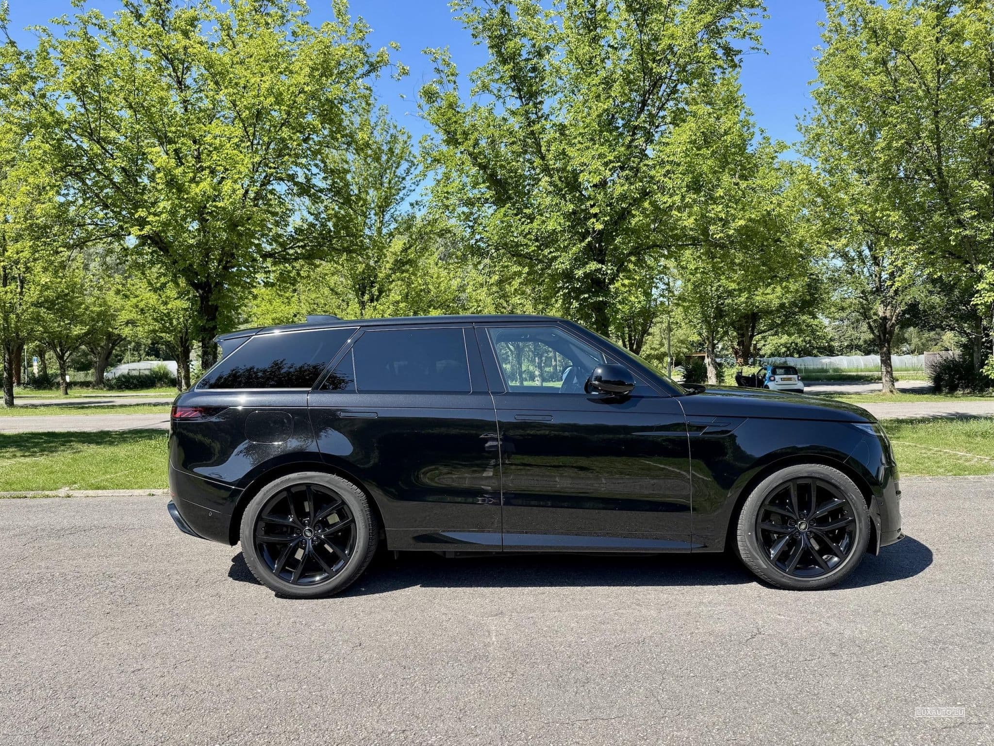 Land-Rover Range Rover Sport P460e Hybrid Dynamic HSE Auto. 24MY (2024) - Photo 3