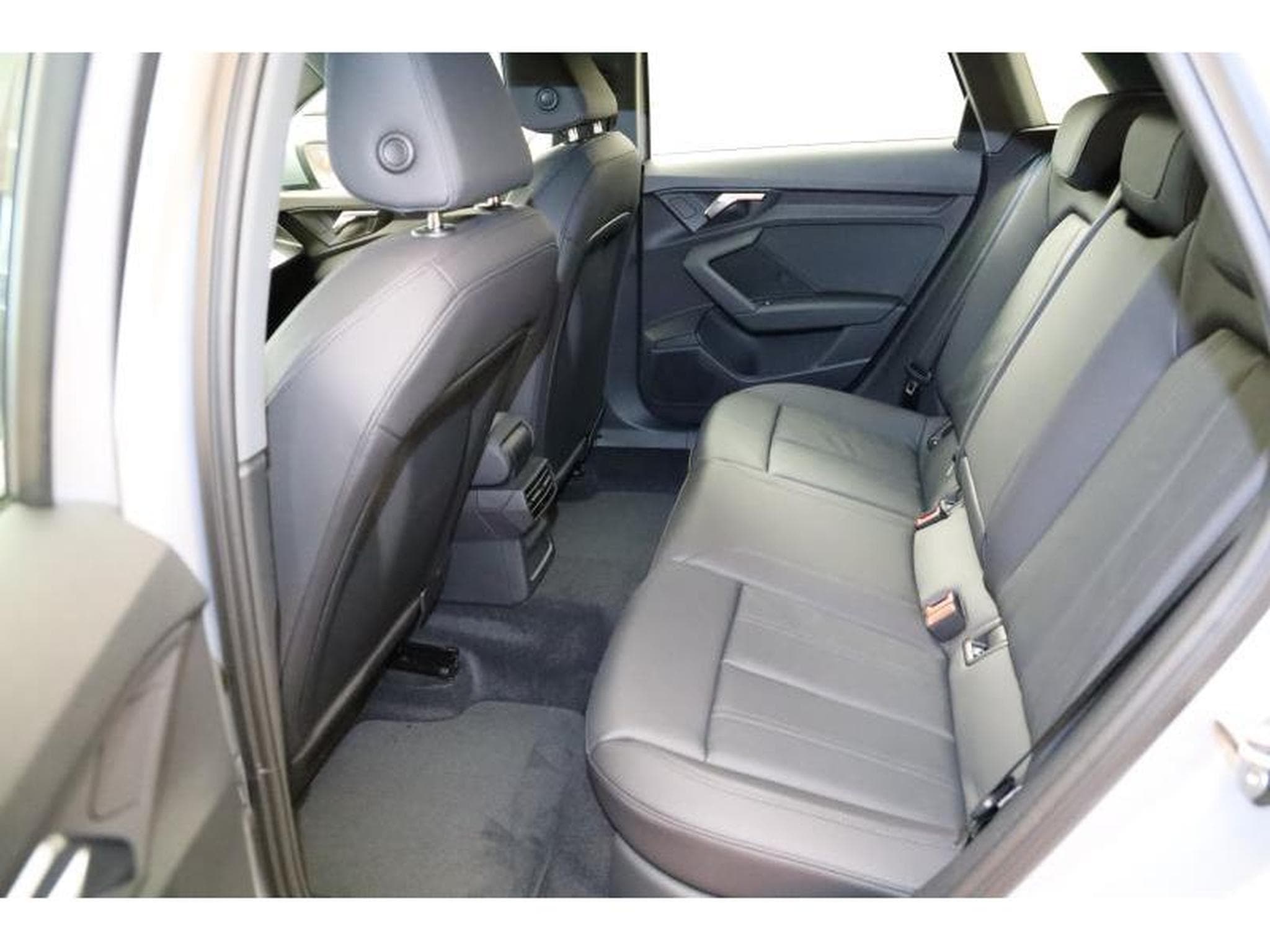 Audi A3 Sportback (2023) - Photo 10