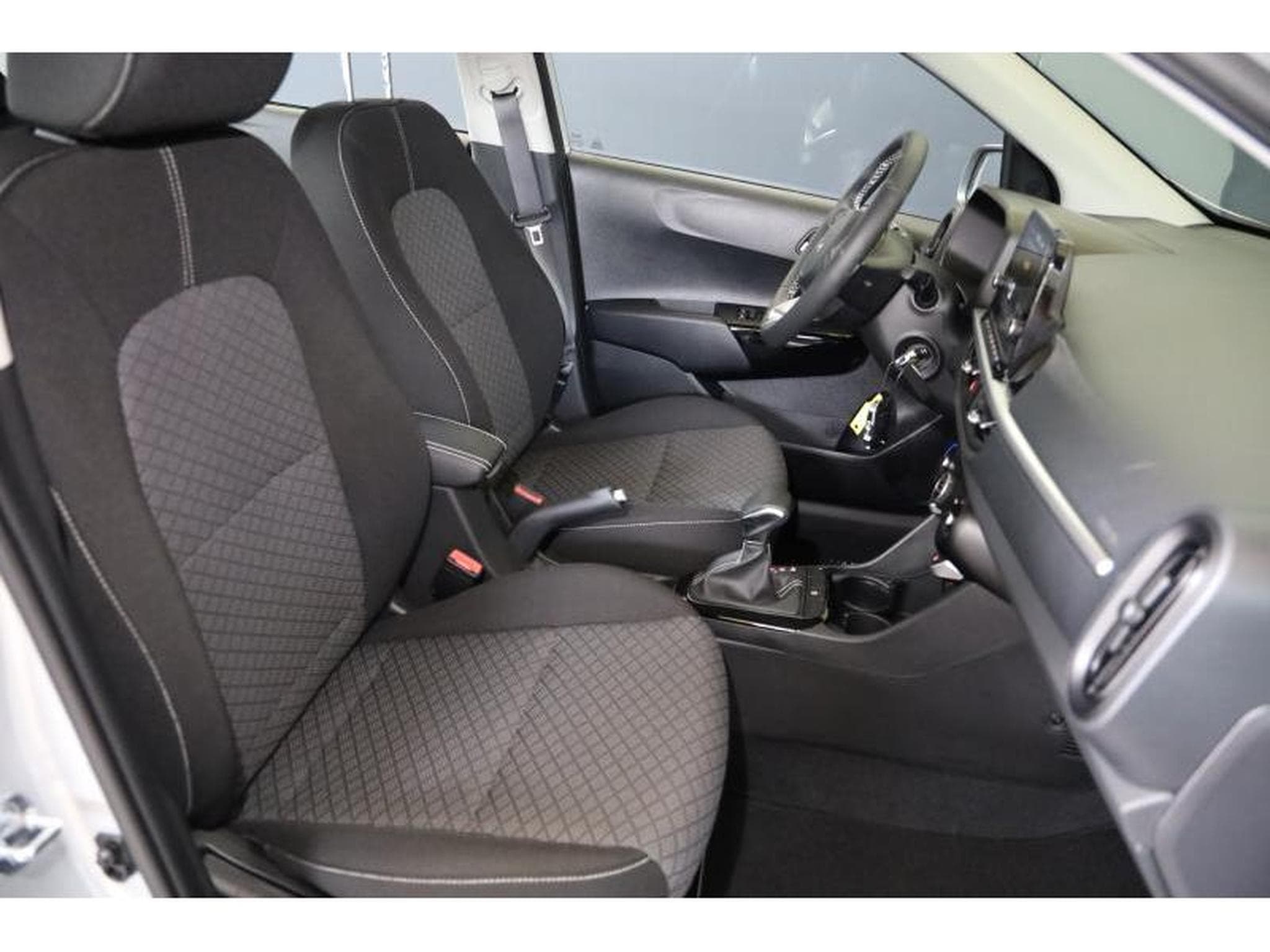 Kia Picanto Pulse (2024) - Photo 7