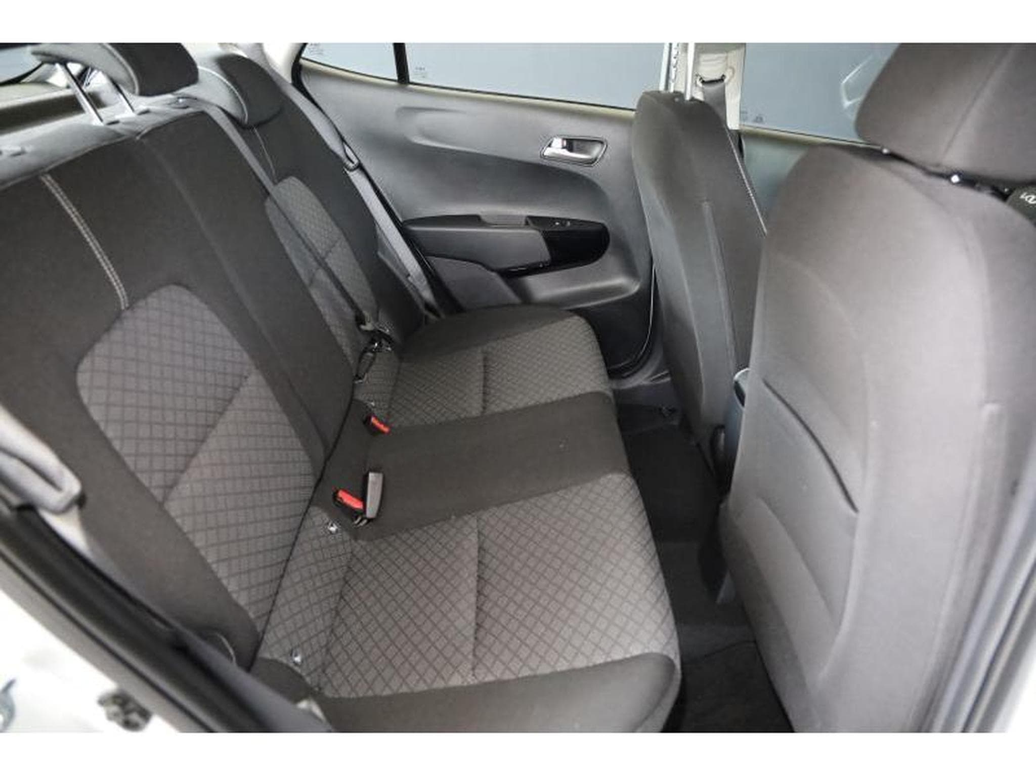 Kia Picanto Pulse (2024) - Photo 9