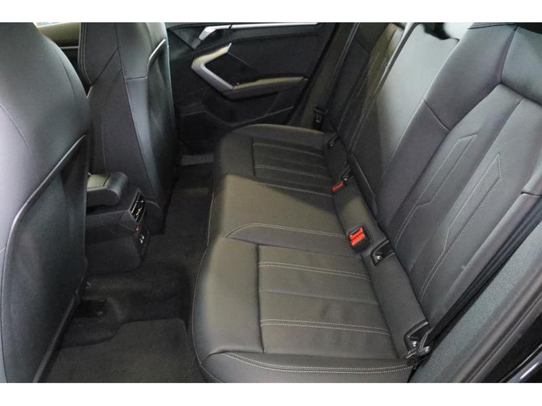 Audi A3 Sportback S Line (2024) - Photo 13