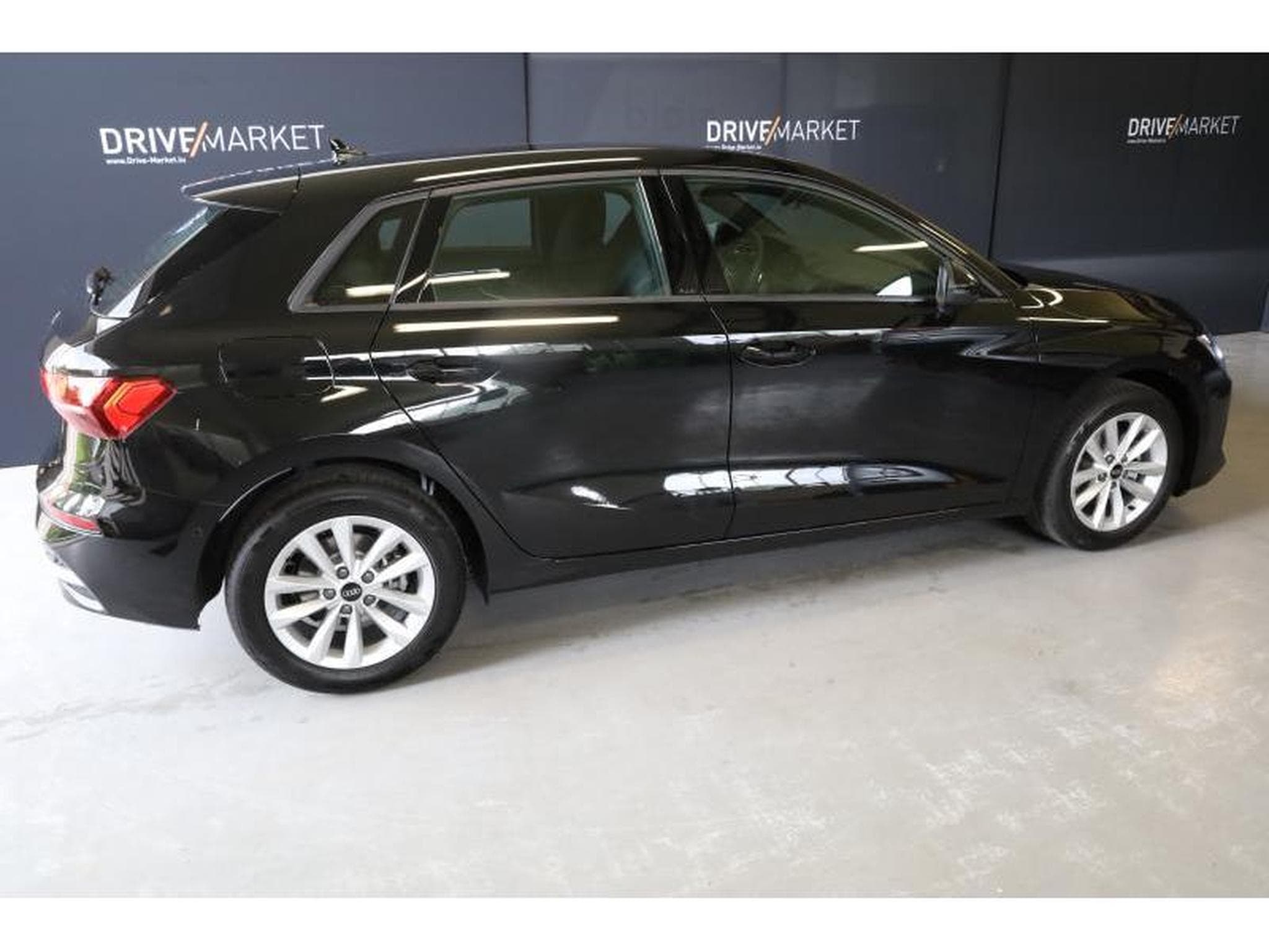 Audi A3 Sportback S Line (2024) - Photo 14