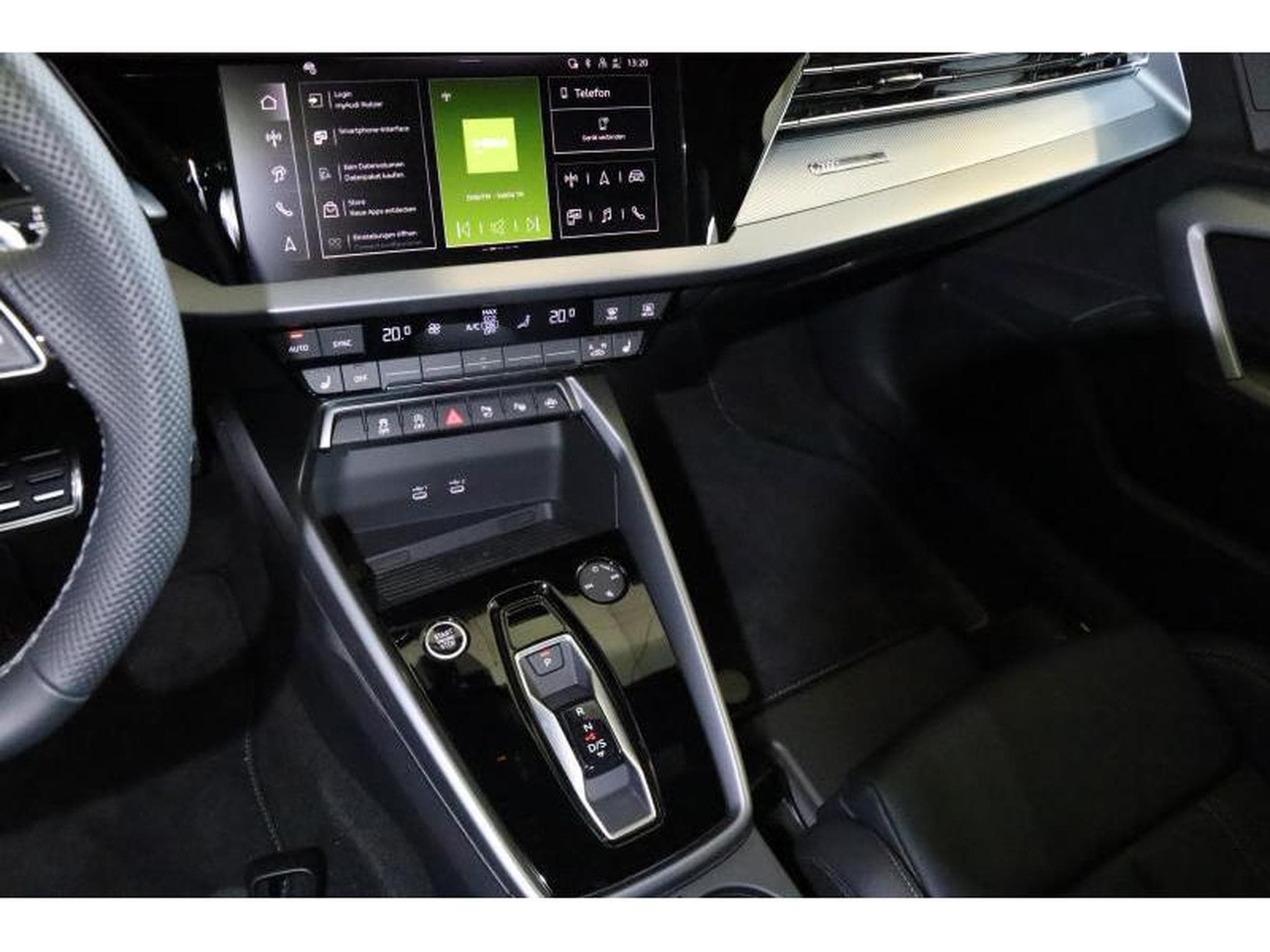 Audi A3 Sportback S Line (2024) - Photo 5