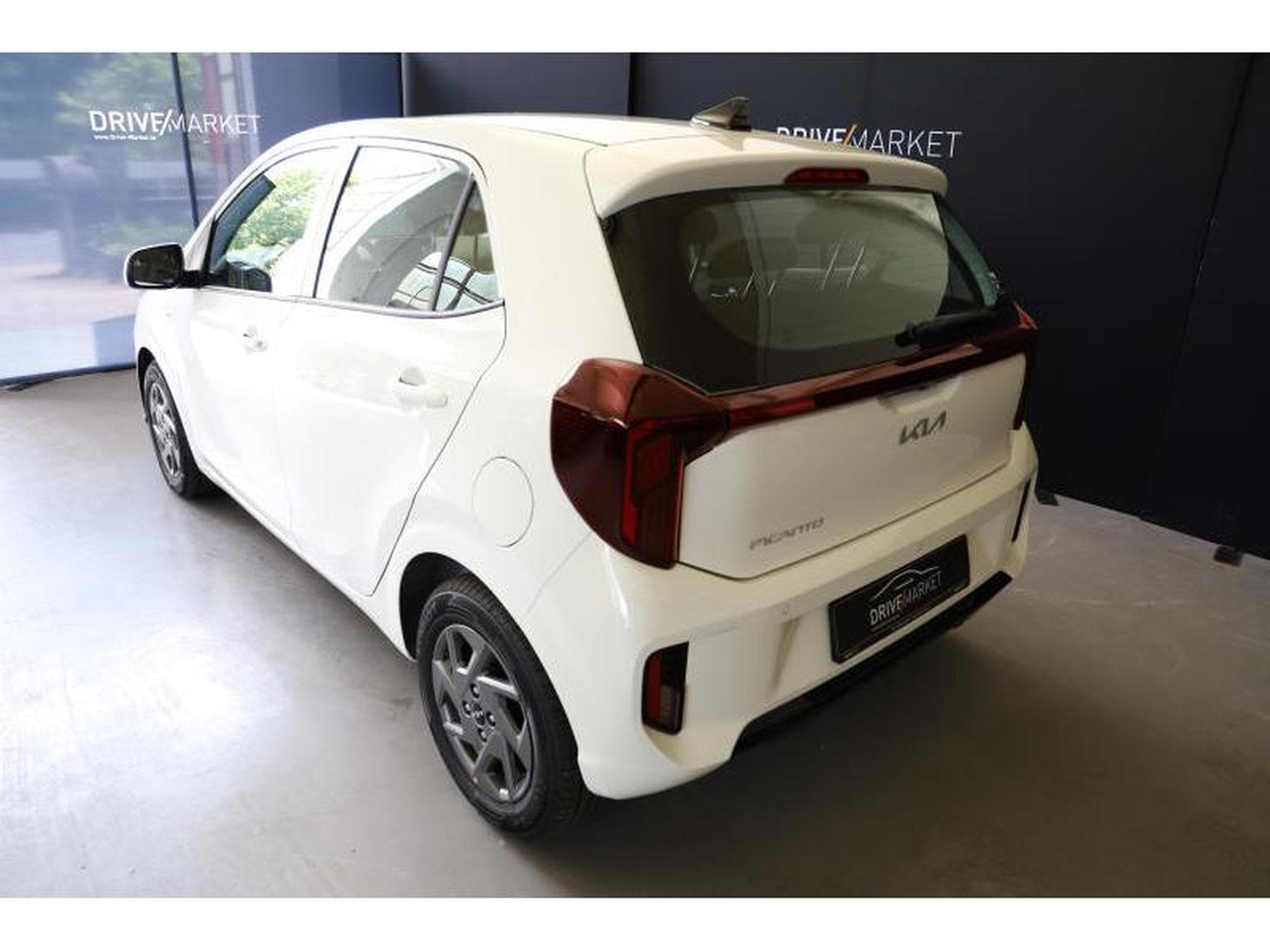 Kia Picanto Pulse (2024) - Photo 6