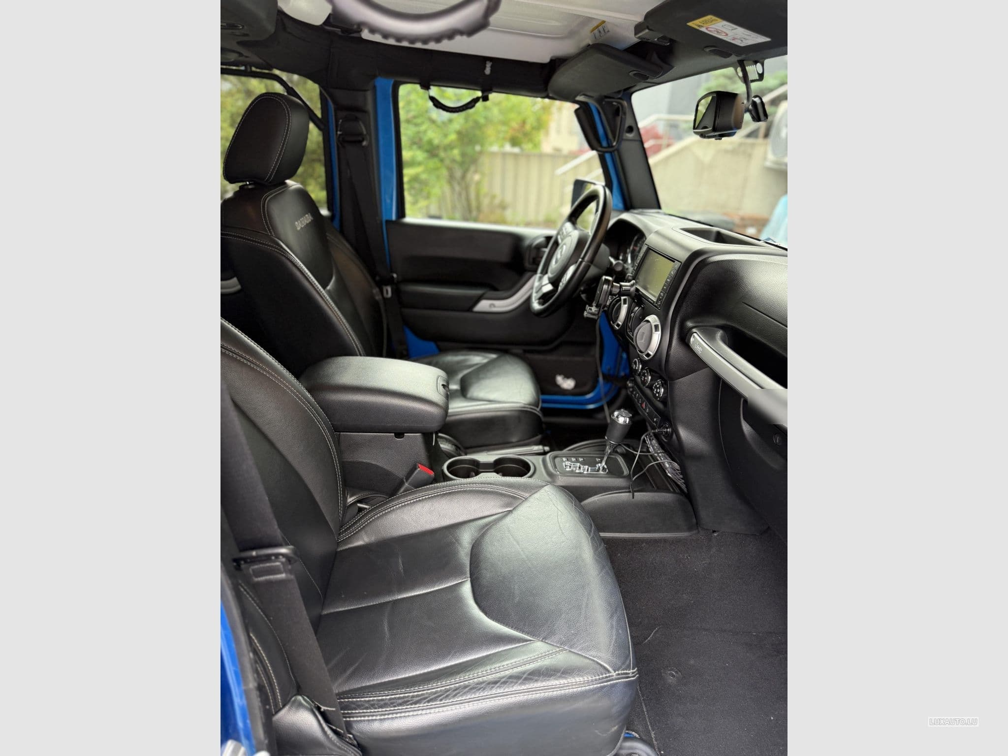 Jeep Wrangler Sahara V6 (2016) - Foto 5