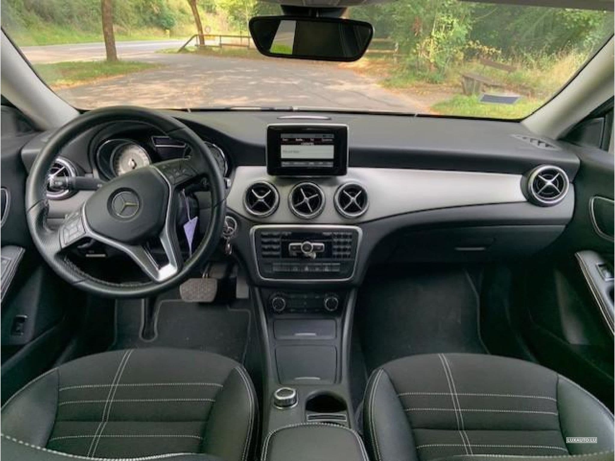 Mercedes CLA 220 coupe (2016) - Photo 6