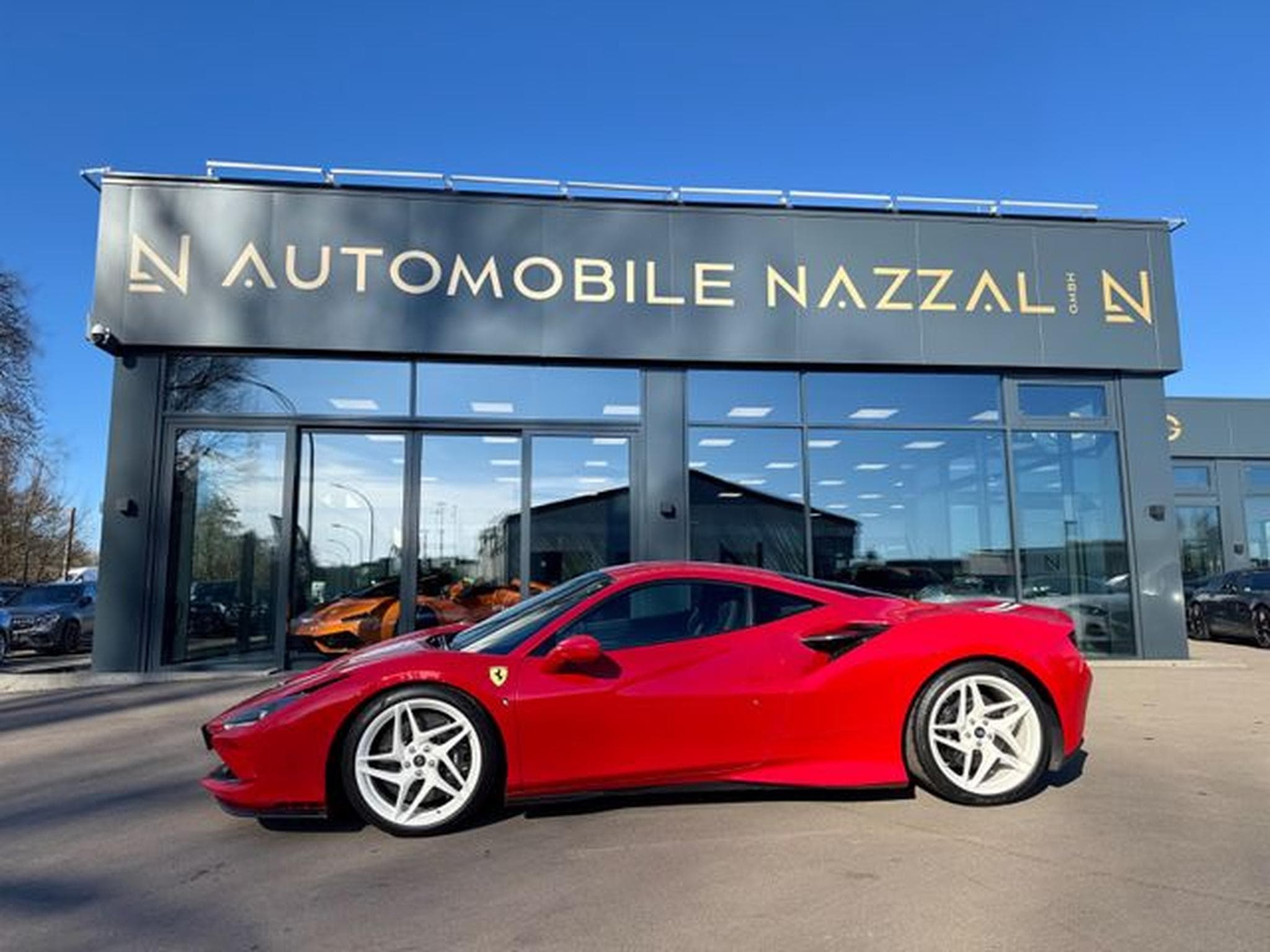 Ferrari F8 F8 TRIBUTO DCT *KERAMIK*LIFT*CARBON*PPF*DISPLAY* (2021) - Foto 11