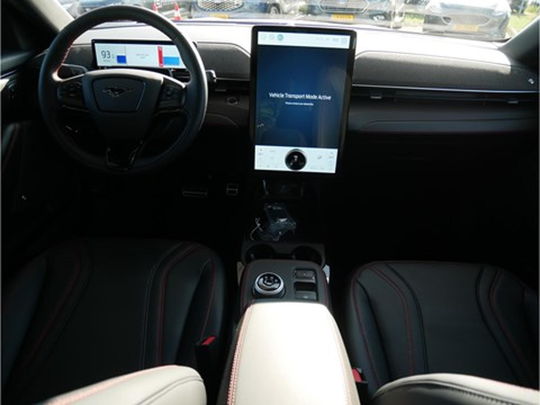 Ford Mustang Mach-E Premium AWD 99kWh Extended Range 351ch/258kW - A1 (2025) - Foto 4