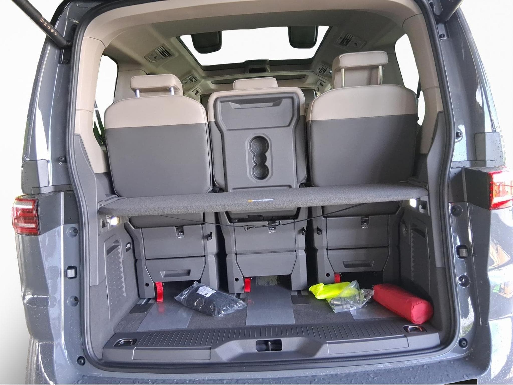 VW T7 Life (2025) - Foto 11