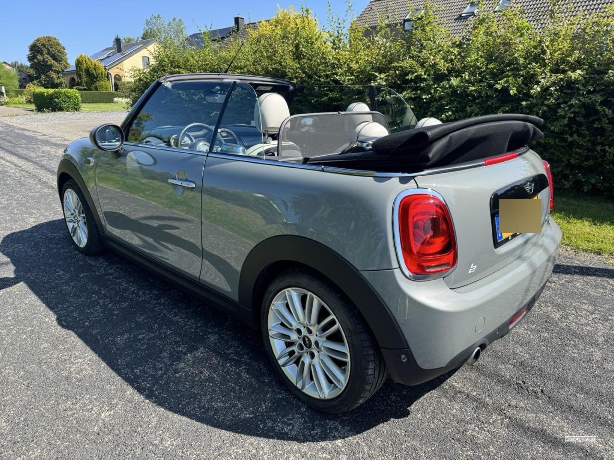 Mini Cabrio Cooper AUT / GPS / CUIR / Jantes 17; été + hiver (2017) - Photo 3