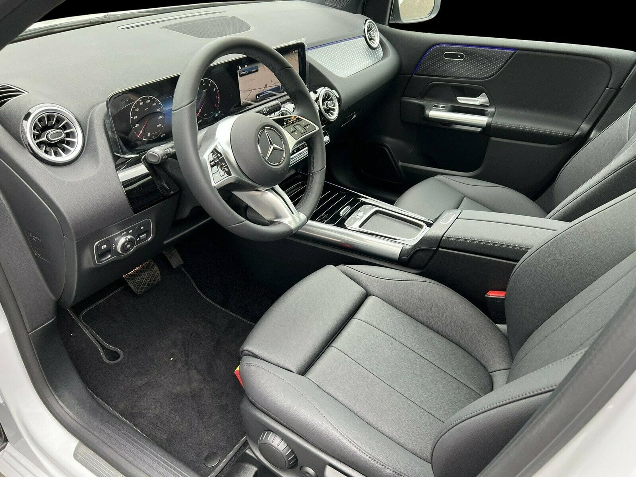 Mercedes B 200 Progressive Line Advanced Plus (2023) - Photo 6