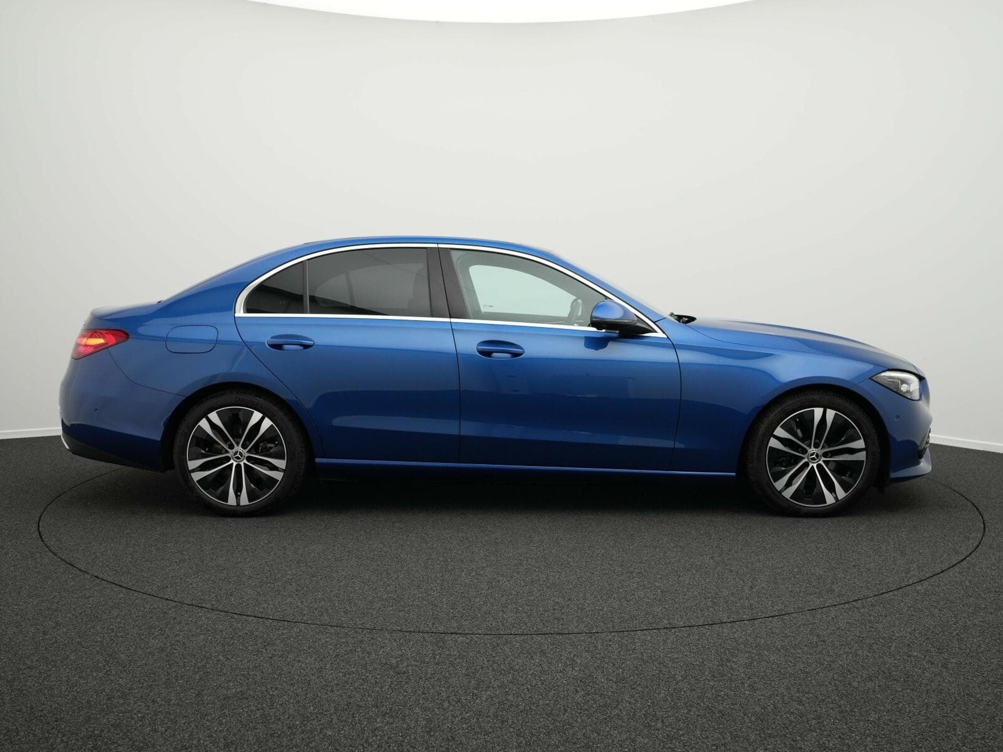 Mercedes C 220 d 4MATIC Avantgarde (2024) - Photo 5
