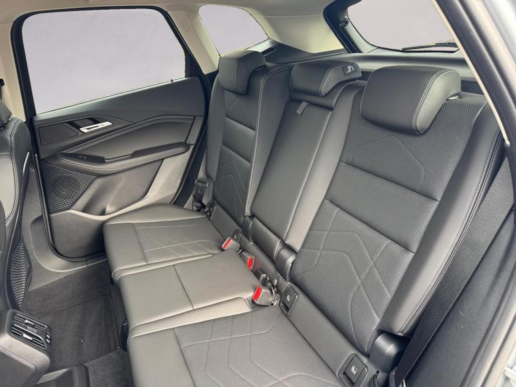 BMW 218 218d Active Tourer Luxury Line (2022) - Photo 8