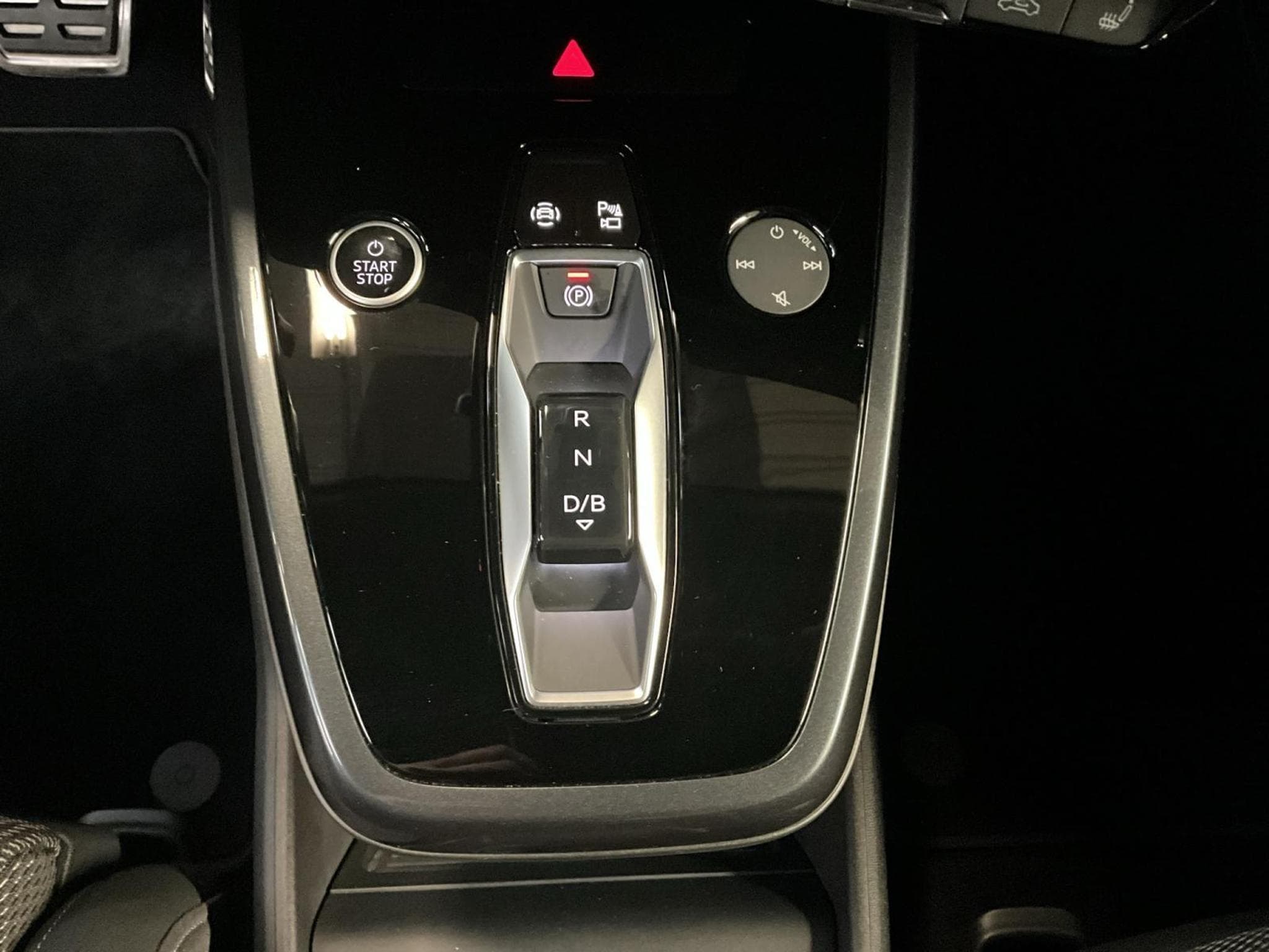 Audi Q4 e-tron Zertifikat82kWh+P.Buisness+LM19+P.Clim (2024) - Foto 13