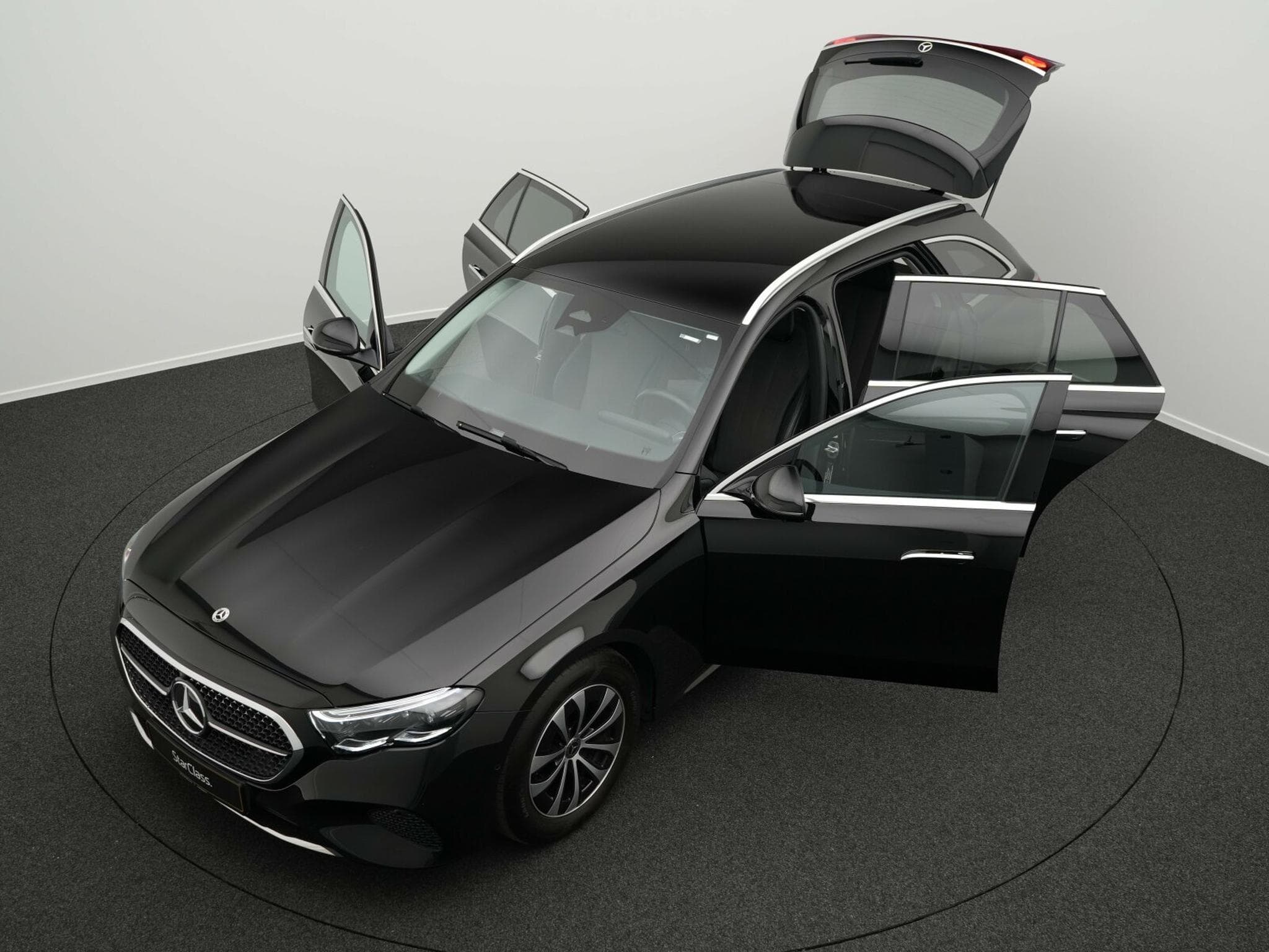 Mercedes E 220 d T-Modell Avantgarde (2024) - Photo 14