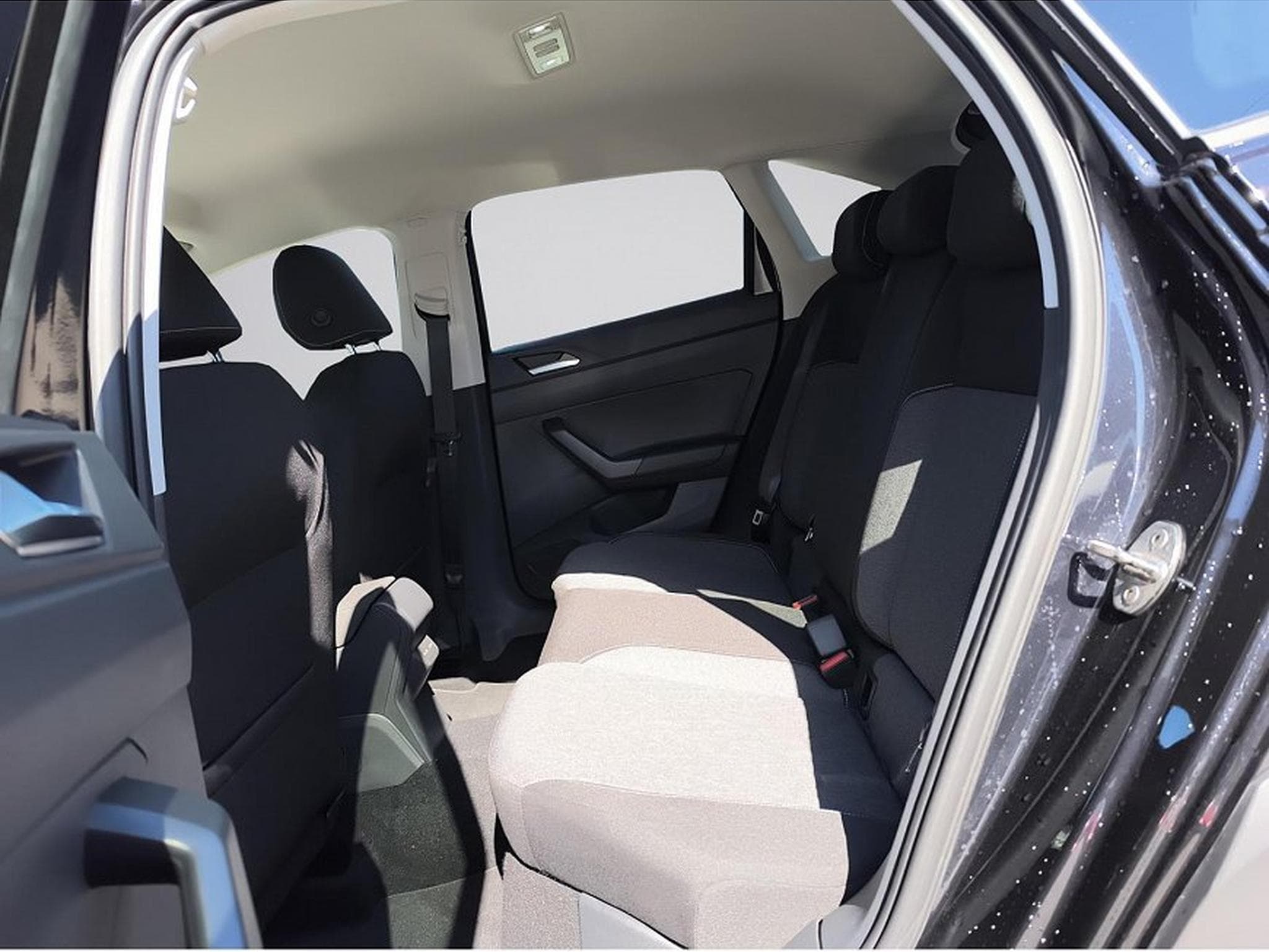 VW Taigo (2024) - Foto 17