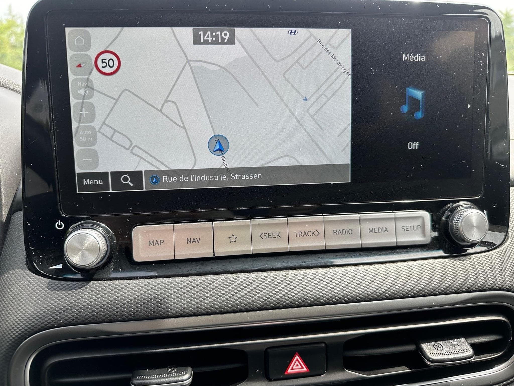 Hyundai Kona Electric   64kWh (2023) - Photo 2